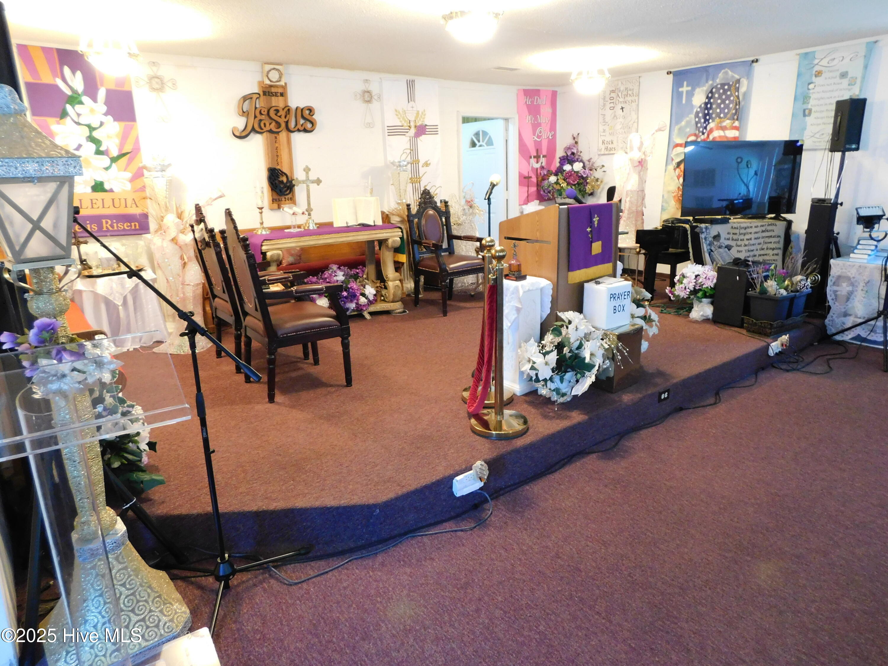 1505 Woodlawn Street Property Photo 17