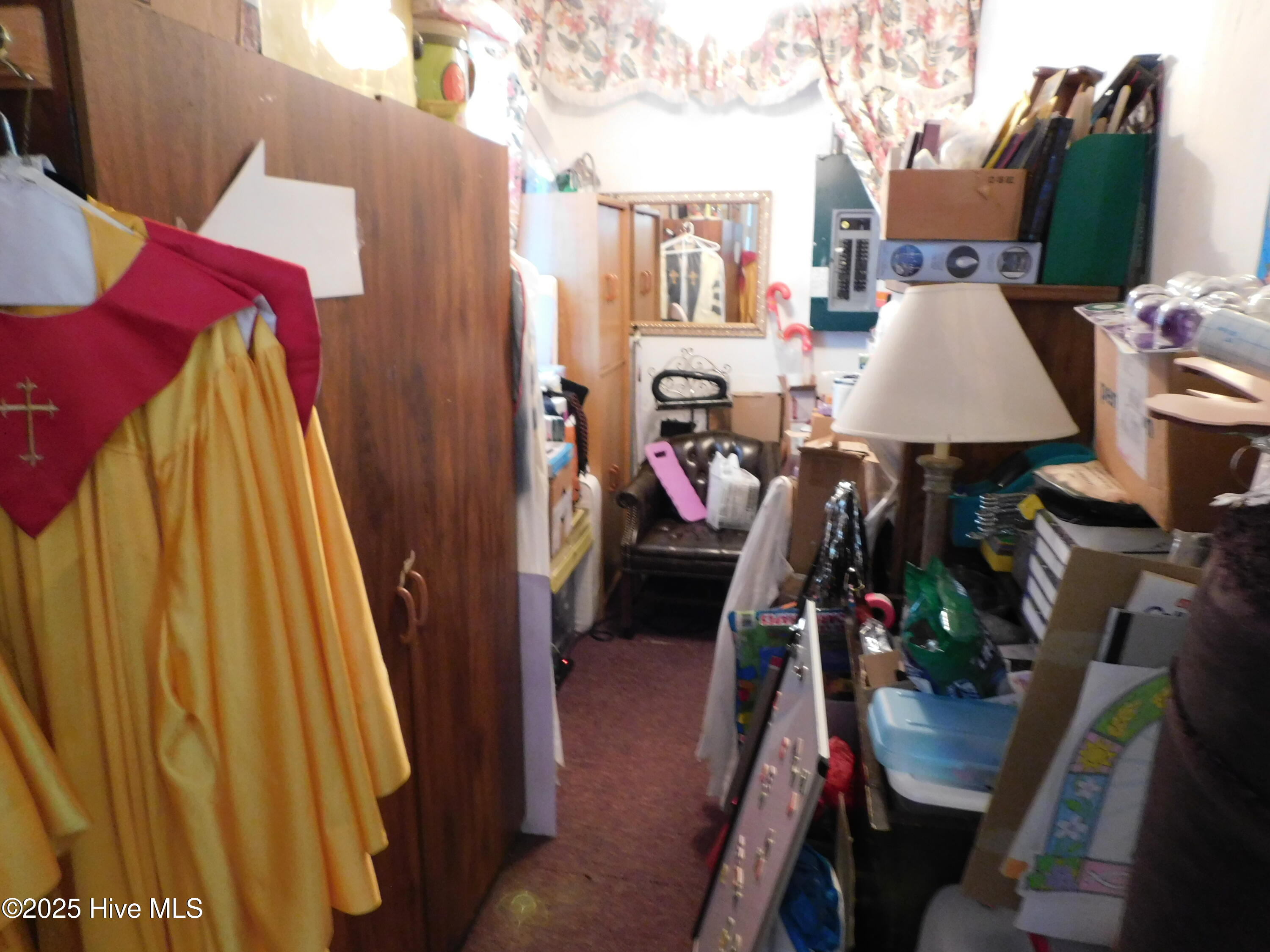 1505 Woodlawn Street Property Photo 25