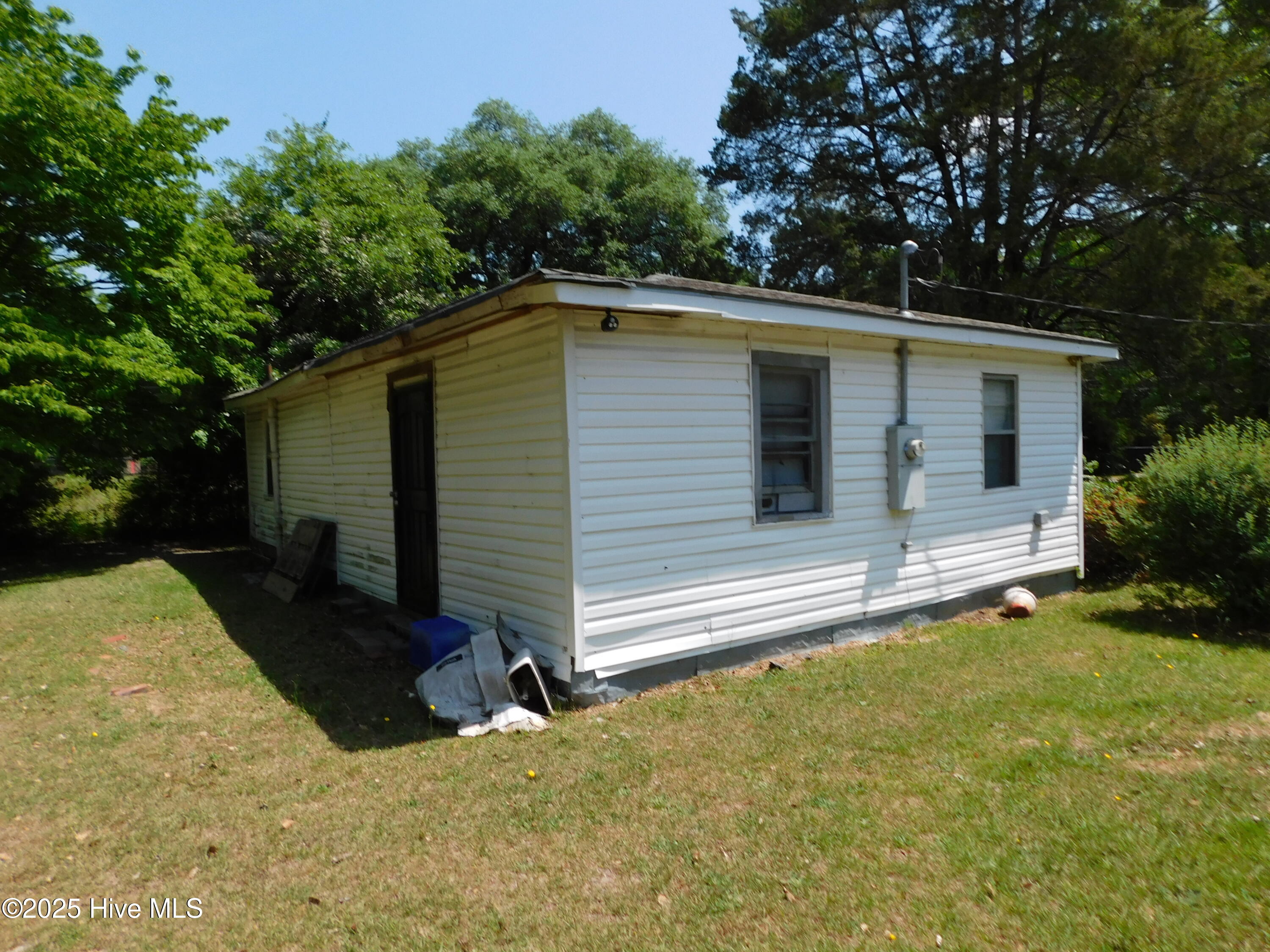 1505 Woodlawn Street Property Photo 52