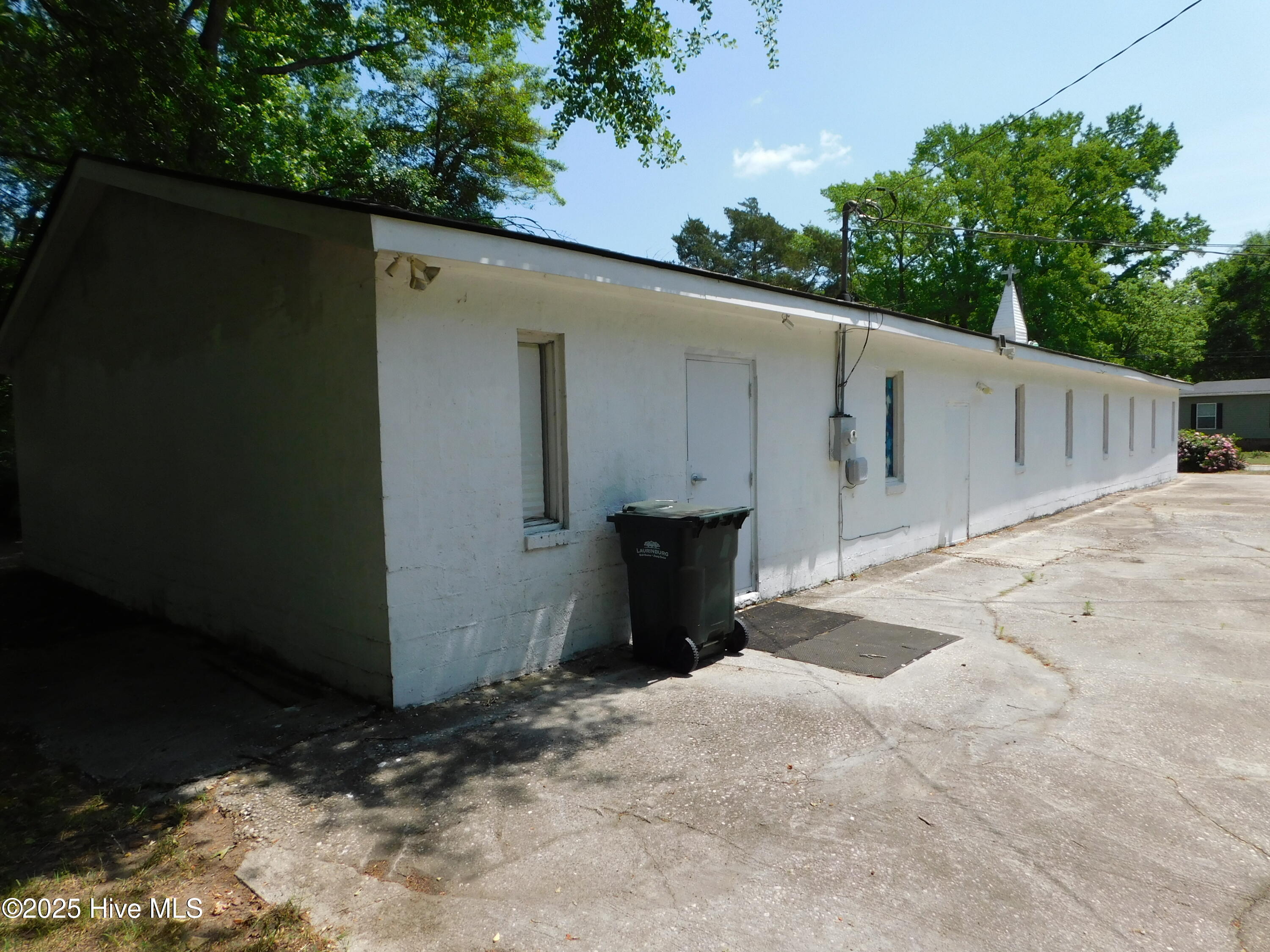 1505 Woodlawn Street Property Photo 56