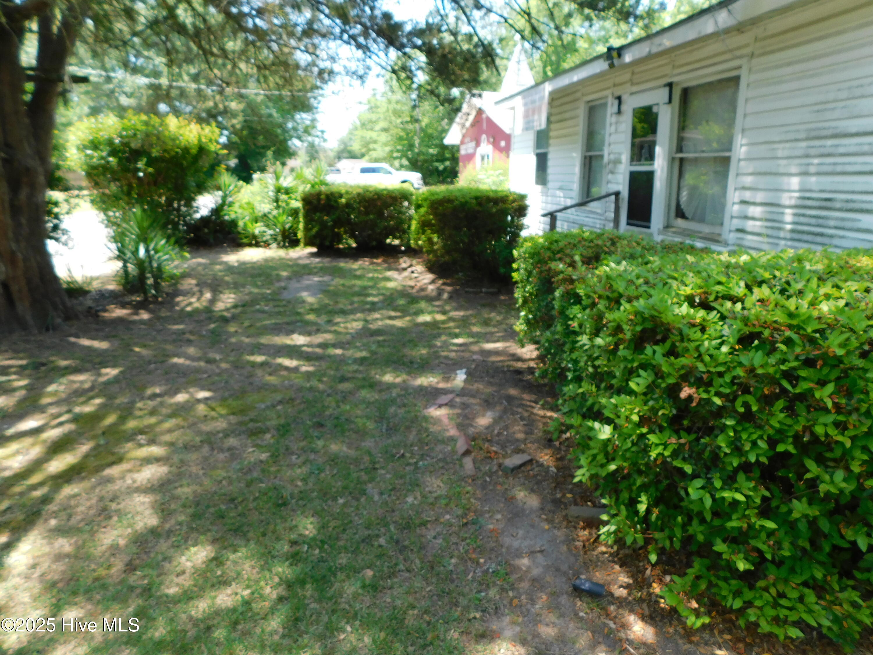 1505 Woodlawn Street Property Photo 66