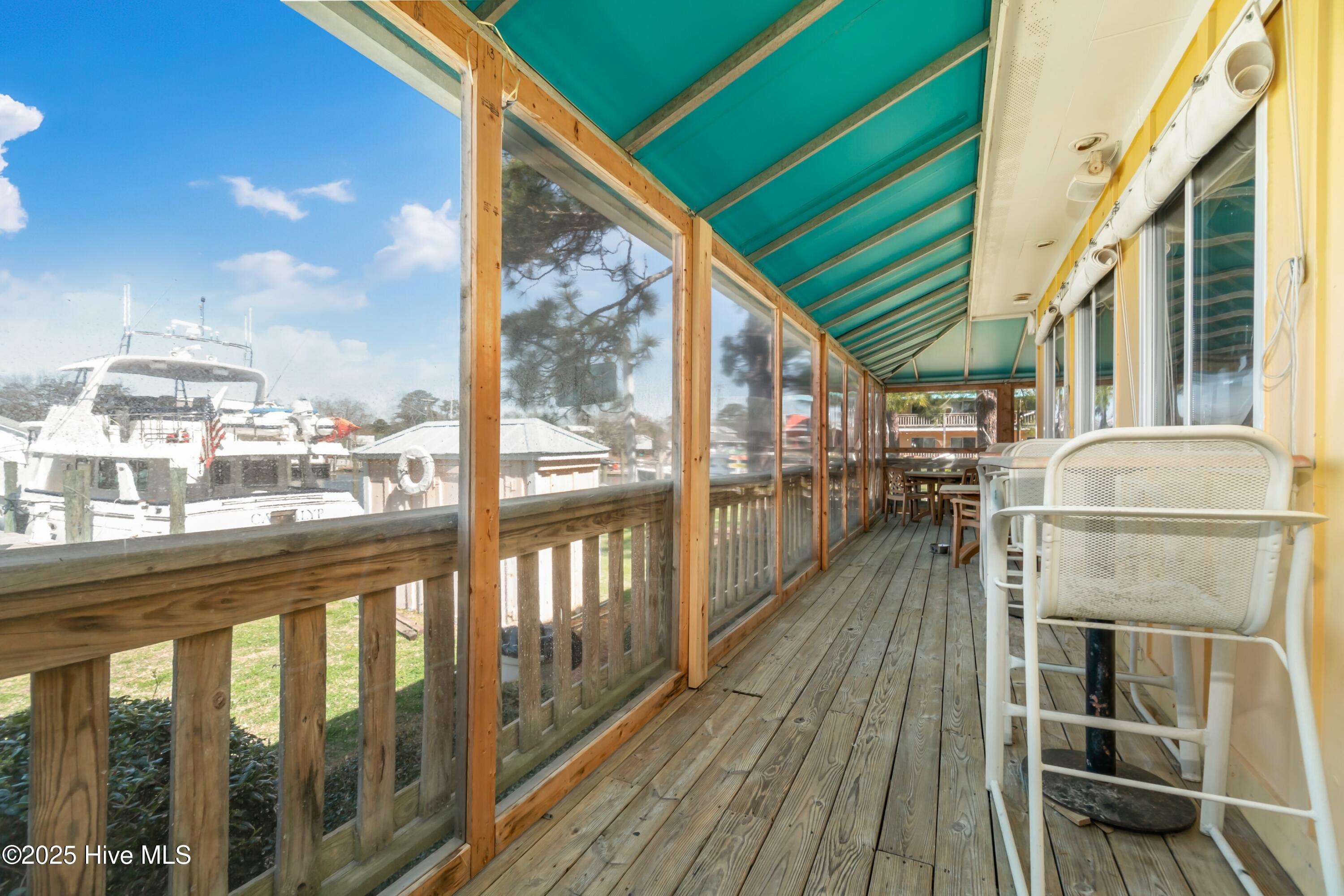 303 South Avenue Property Photo 8