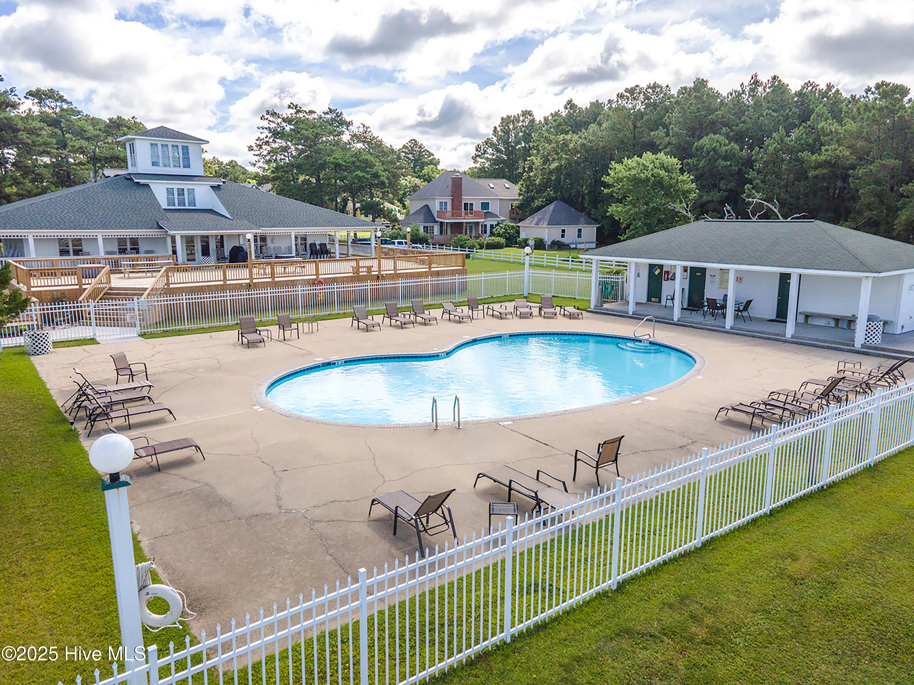 708 Comet Drive Property Photo 39