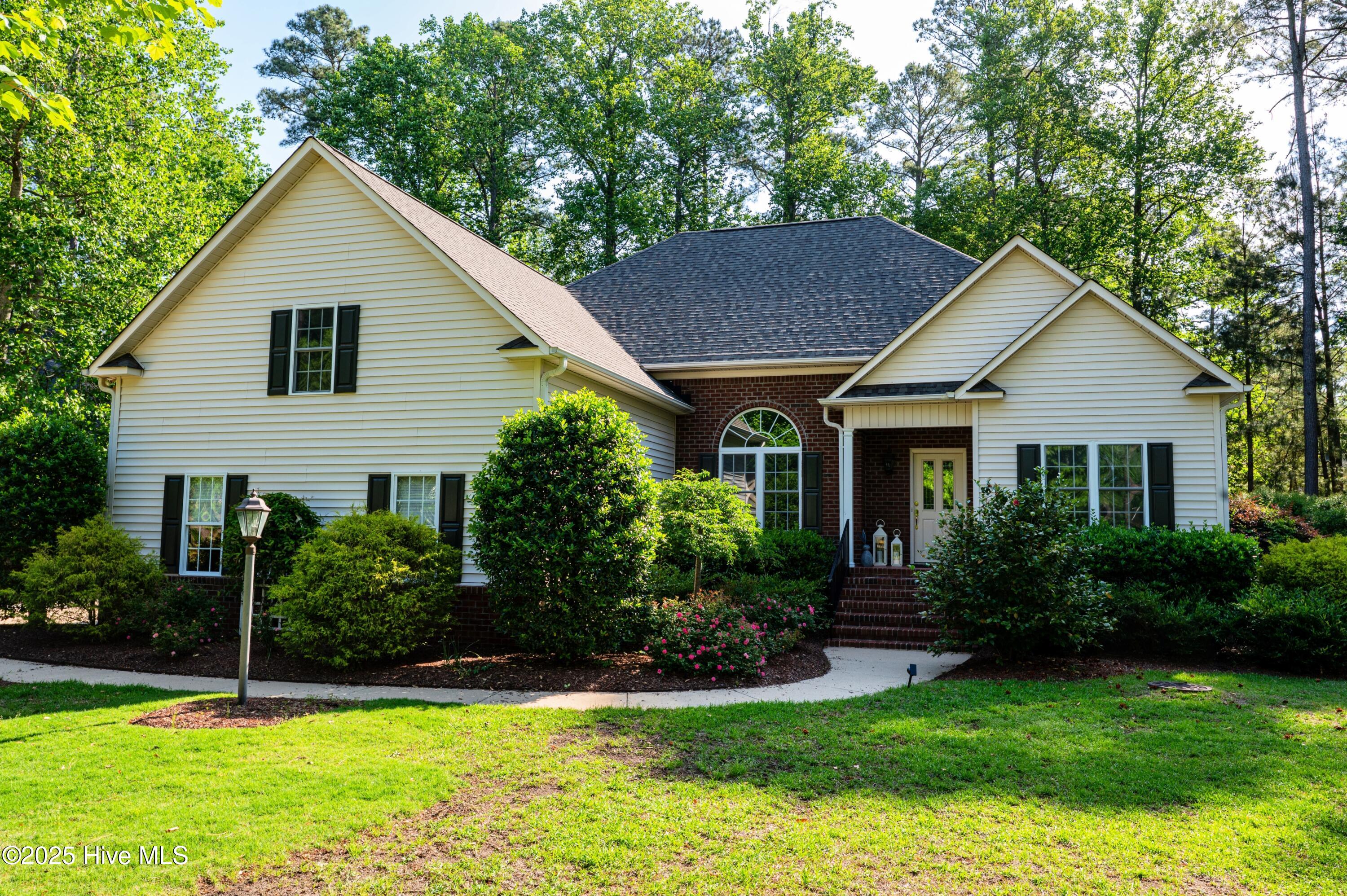 100 Chowan Drive Property Photo