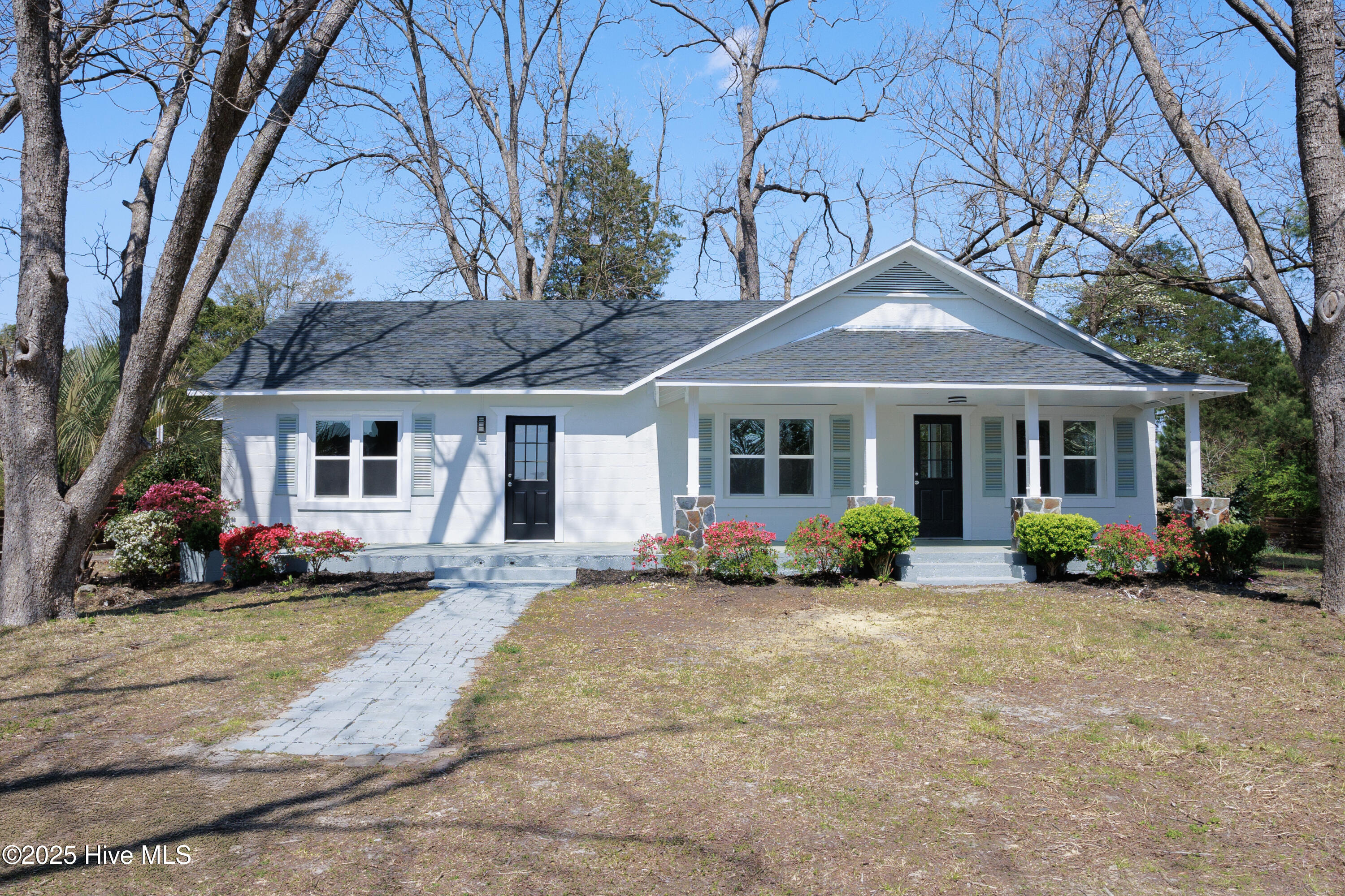 90 Hinson Drive Property Photo