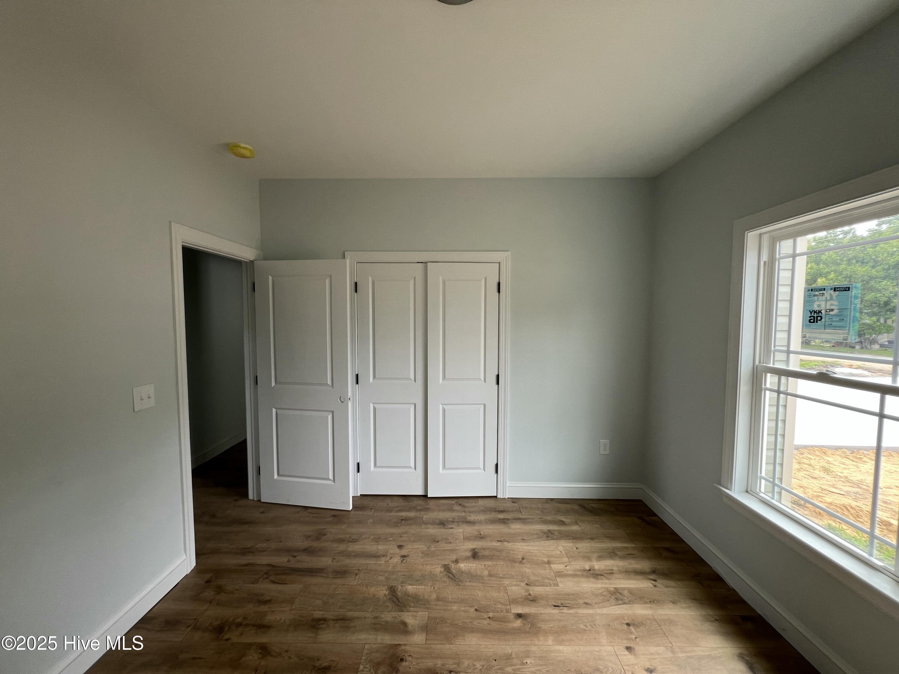 512 S Vance Street Property Photo 16