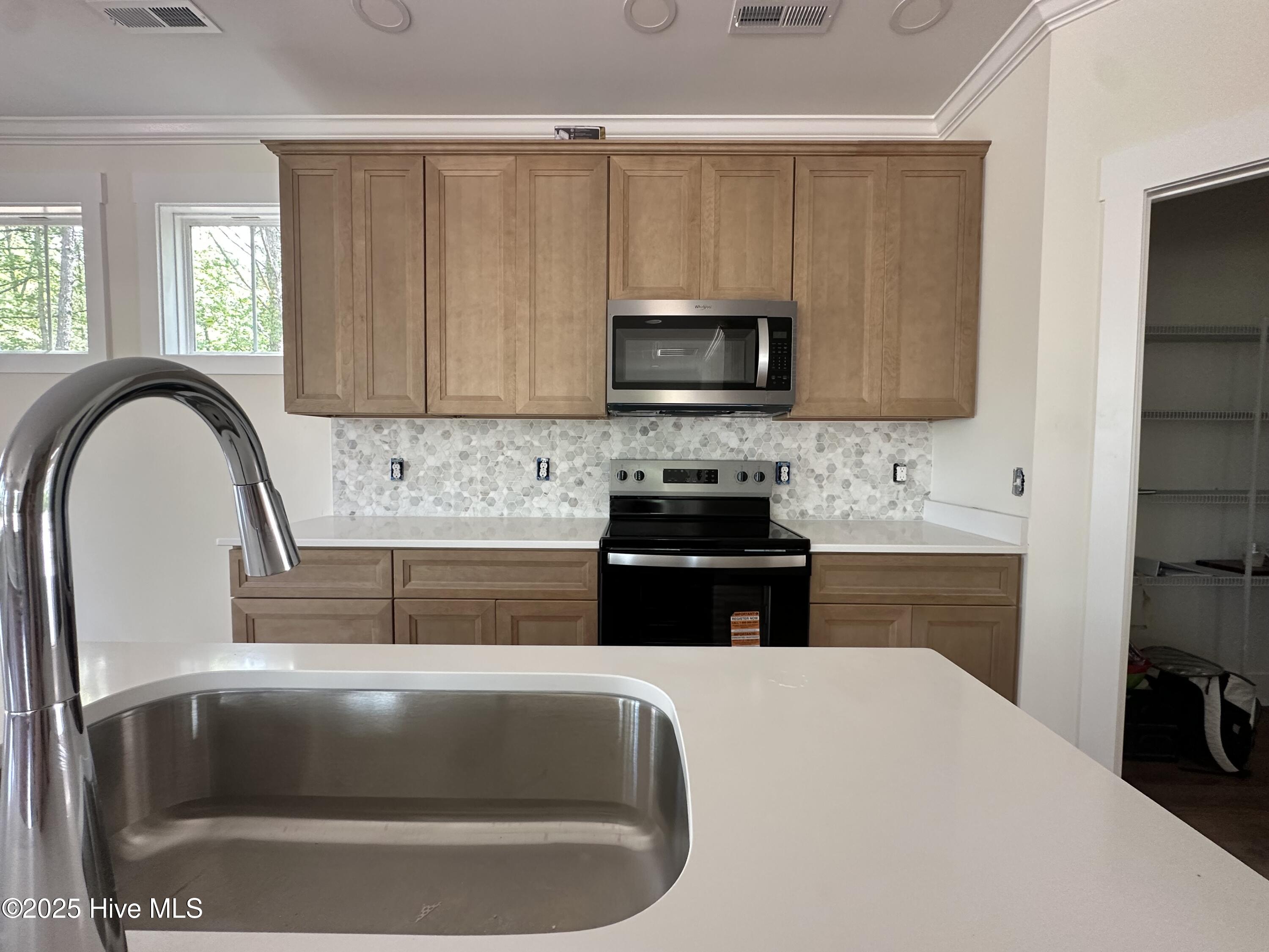 417 Timberwind Lane Property Photo 6