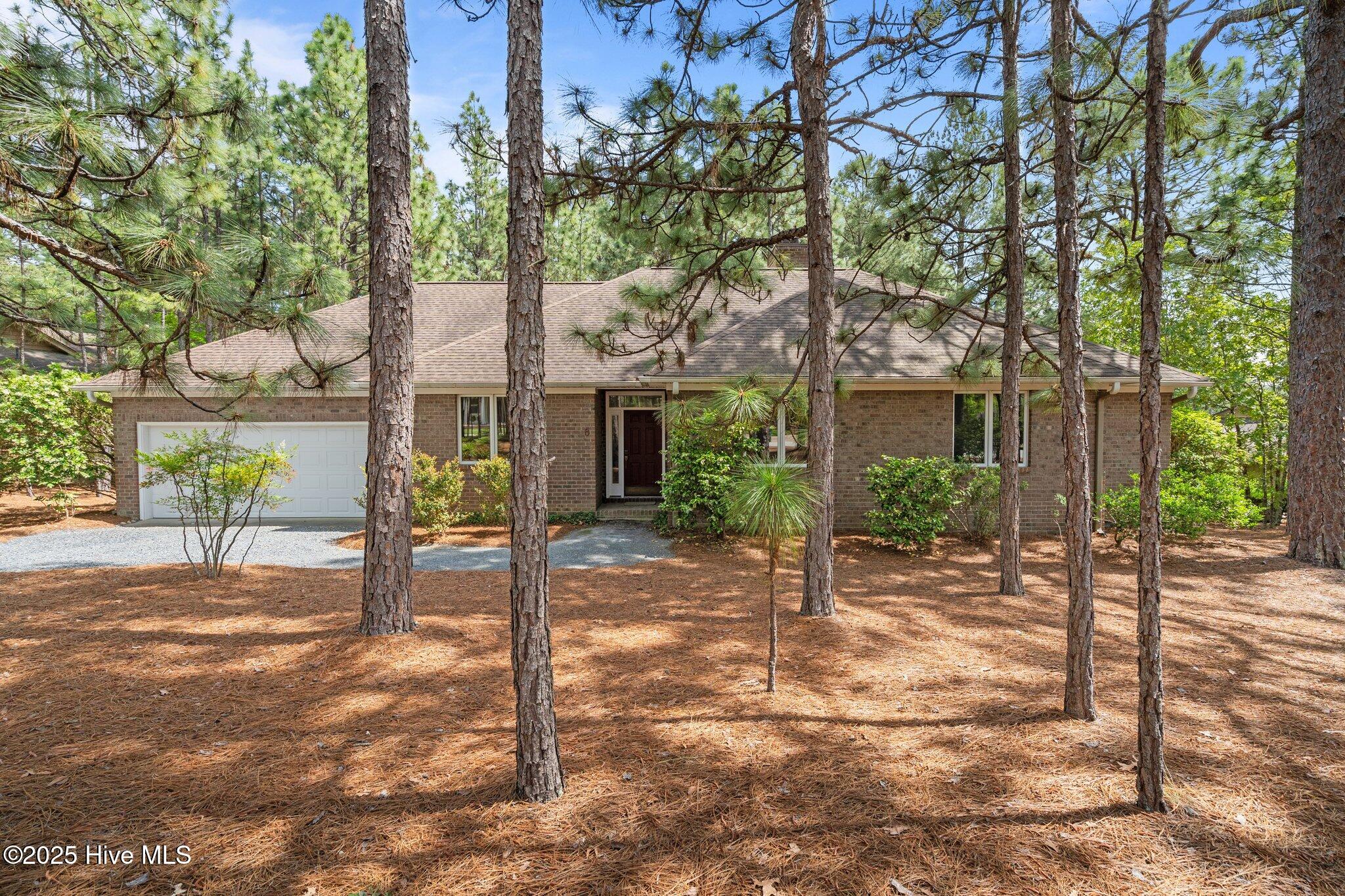 8 Driving Range Road Property Photo