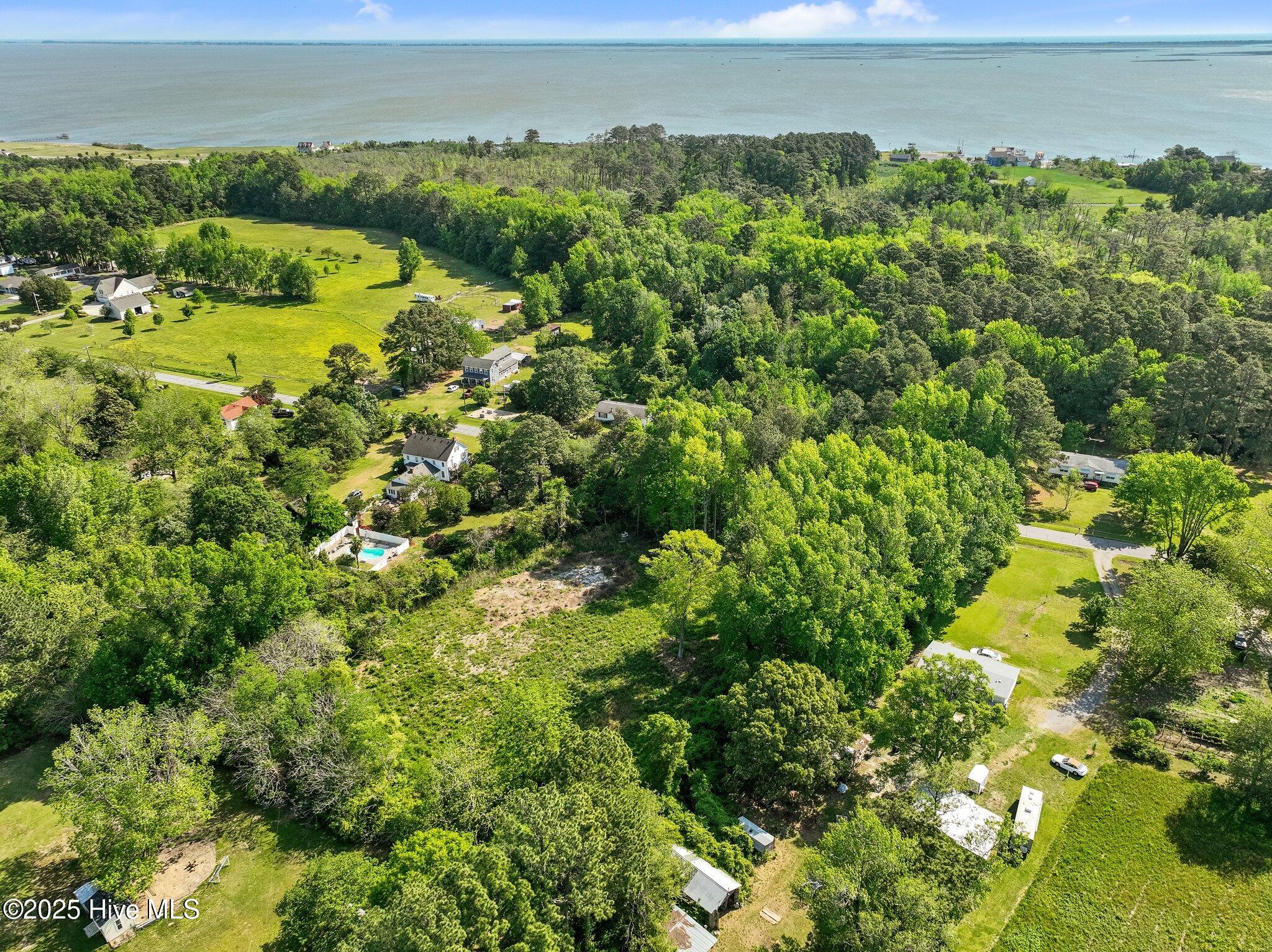 170 Caroon Road Property Photo 6