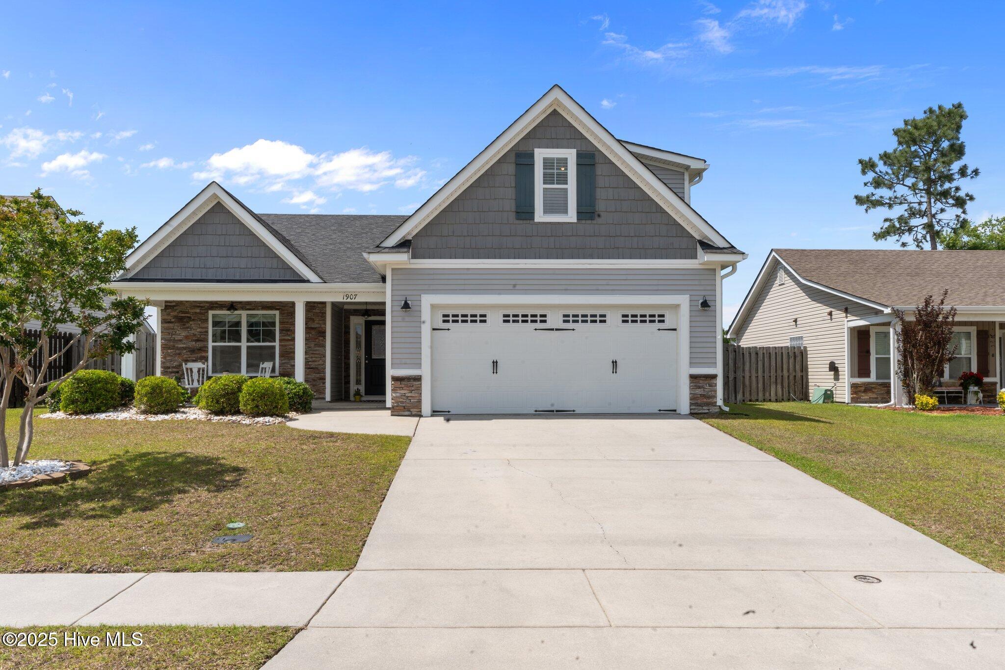 1907 Island Pine Way Property Photo