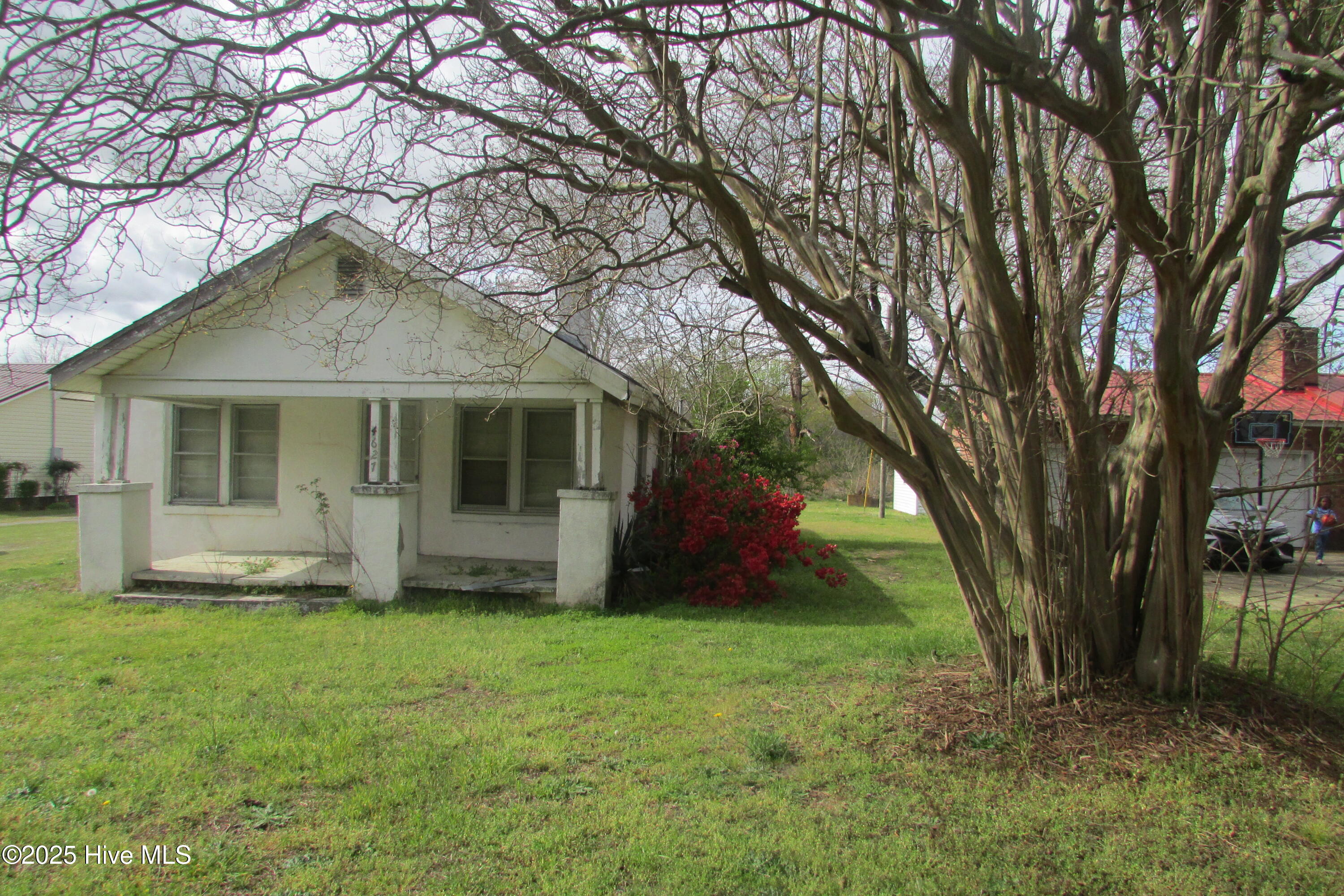 4627 Bearskin Road Property Photo