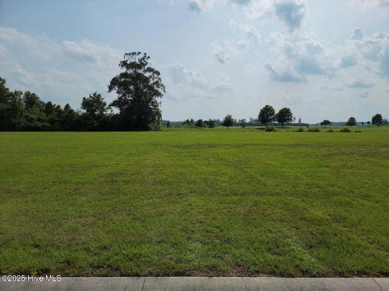 111 /113 Majestic Circle Property Photo