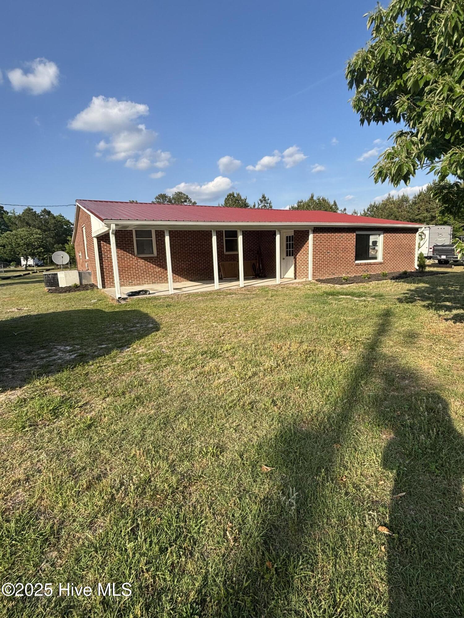 175 Molly Avenue Property Photo 1