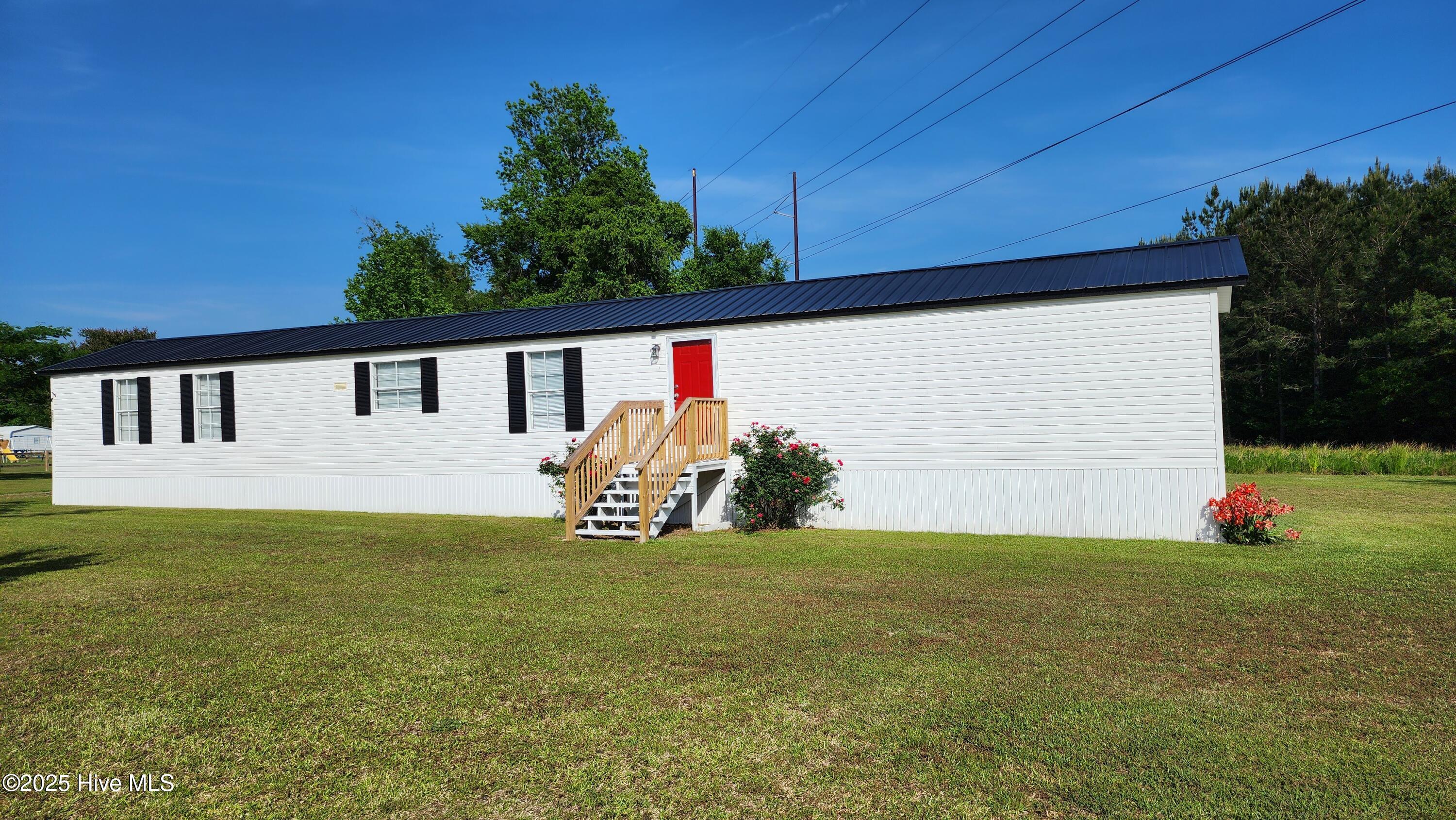 271 Cooks Drive Property Photo