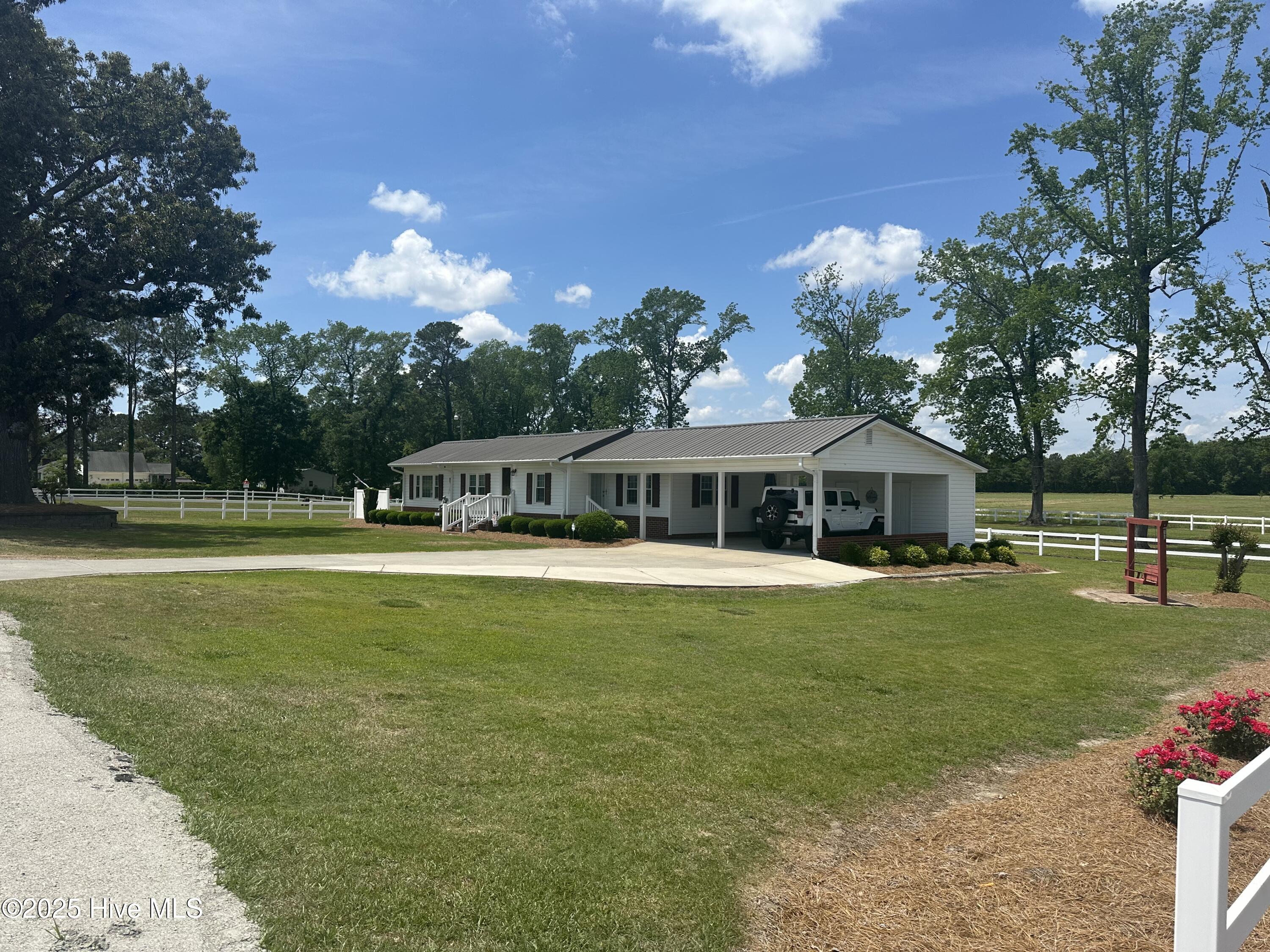 4998 Peacock Road Property Photo 8
