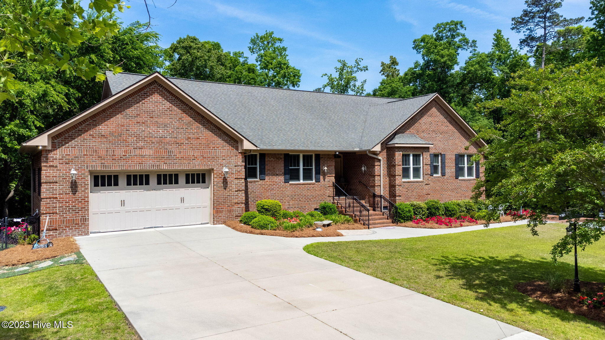 307 Woodhouse Drive Property Photo