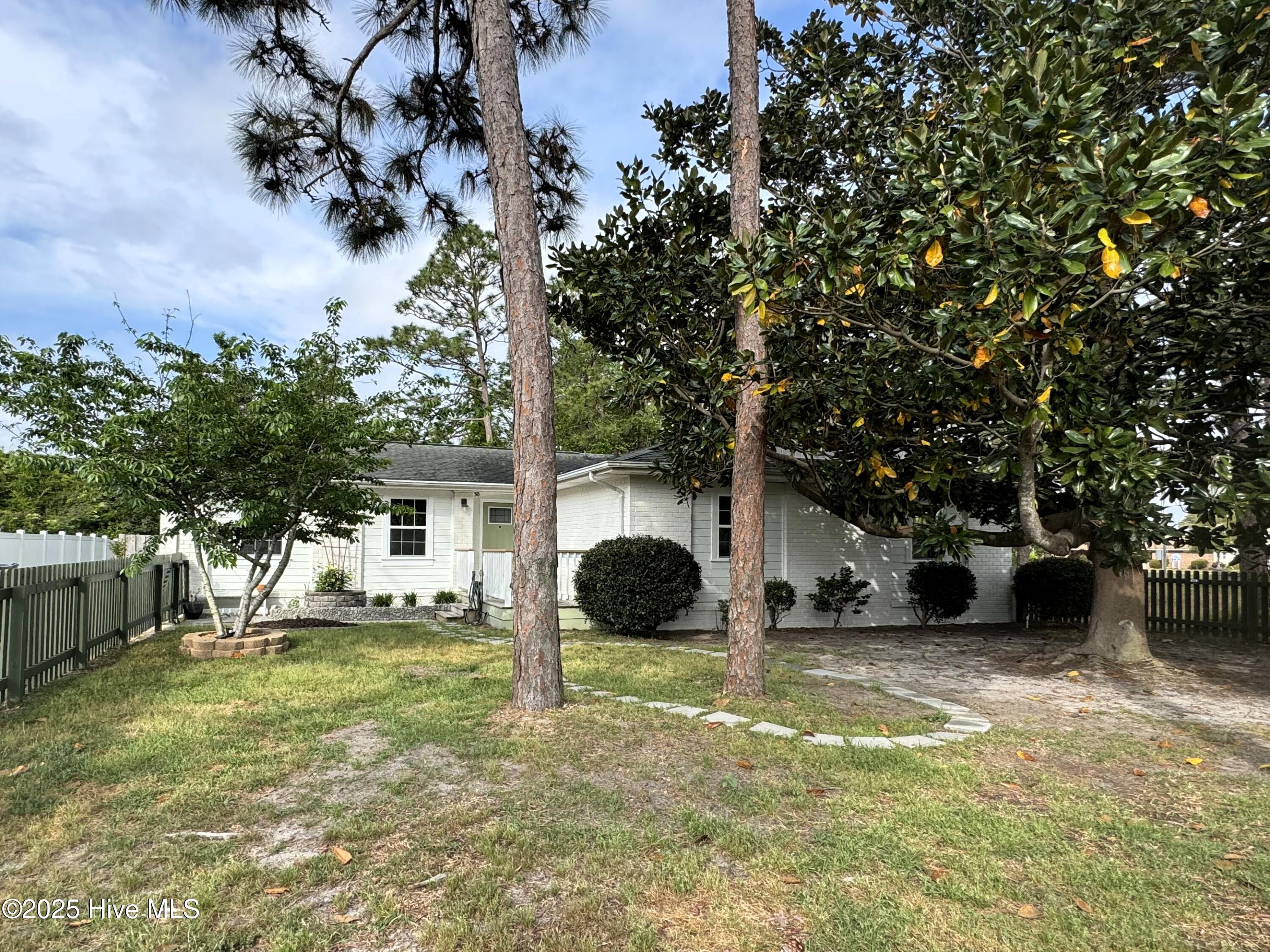 30 Willetts Drive Property Photo