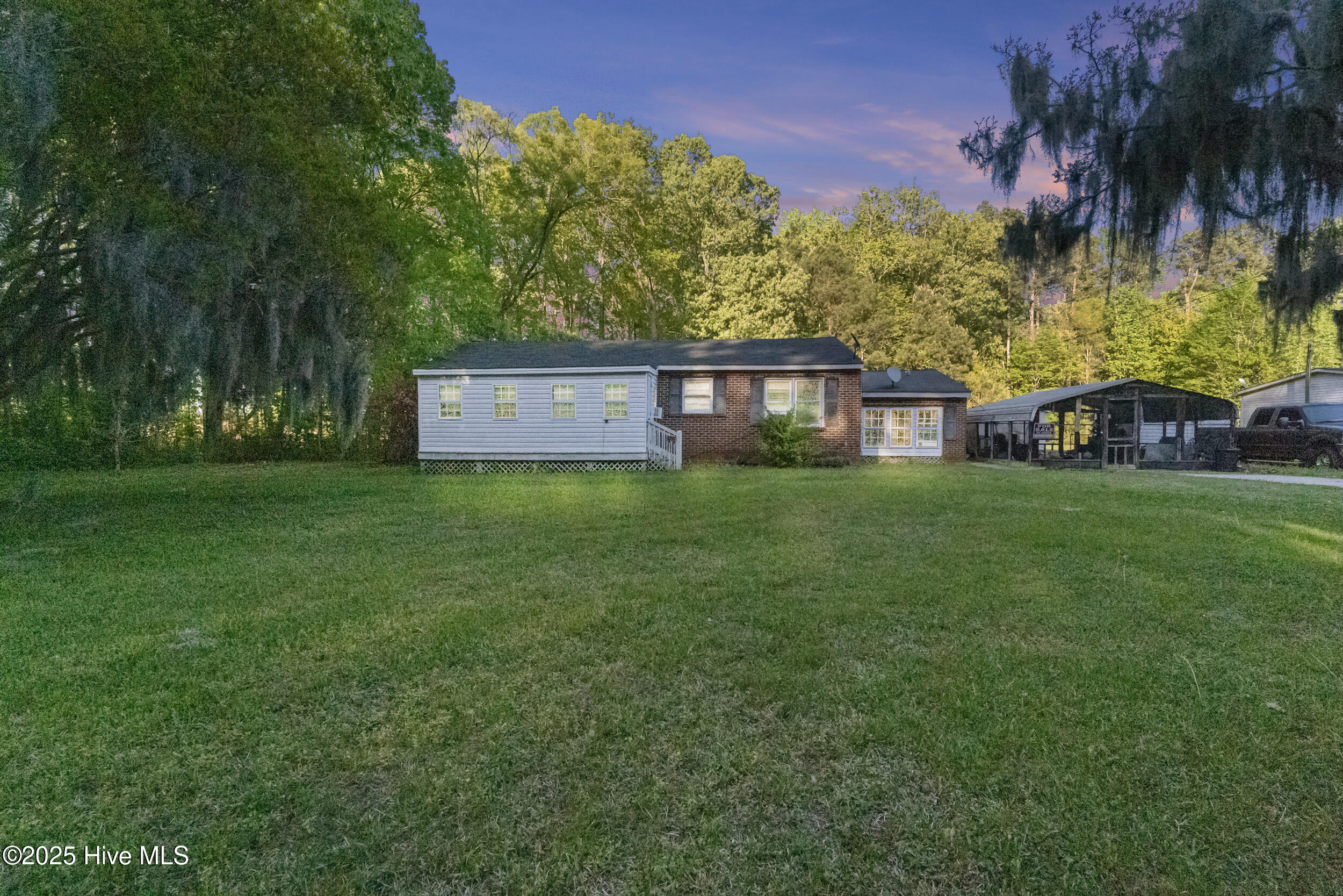 2197 Harvey Point Road Property Photo