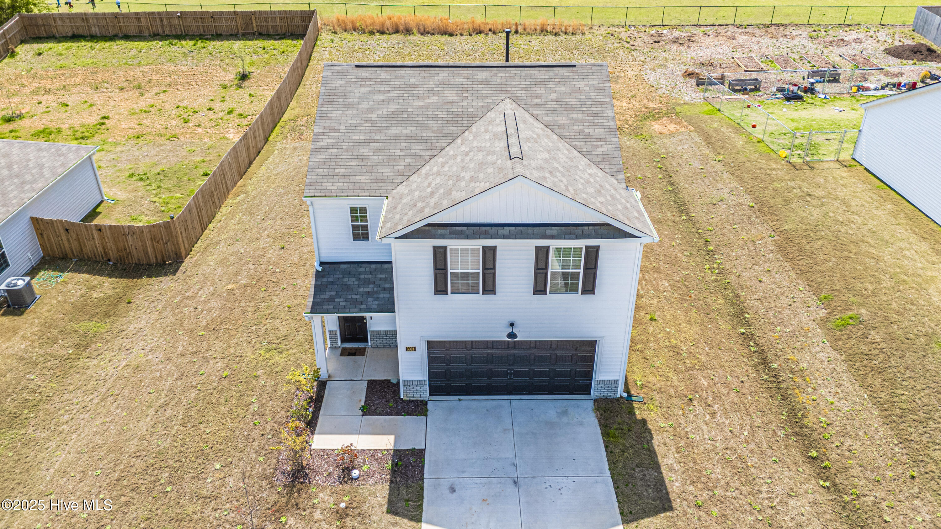 3024 Paradise Way Property Photo