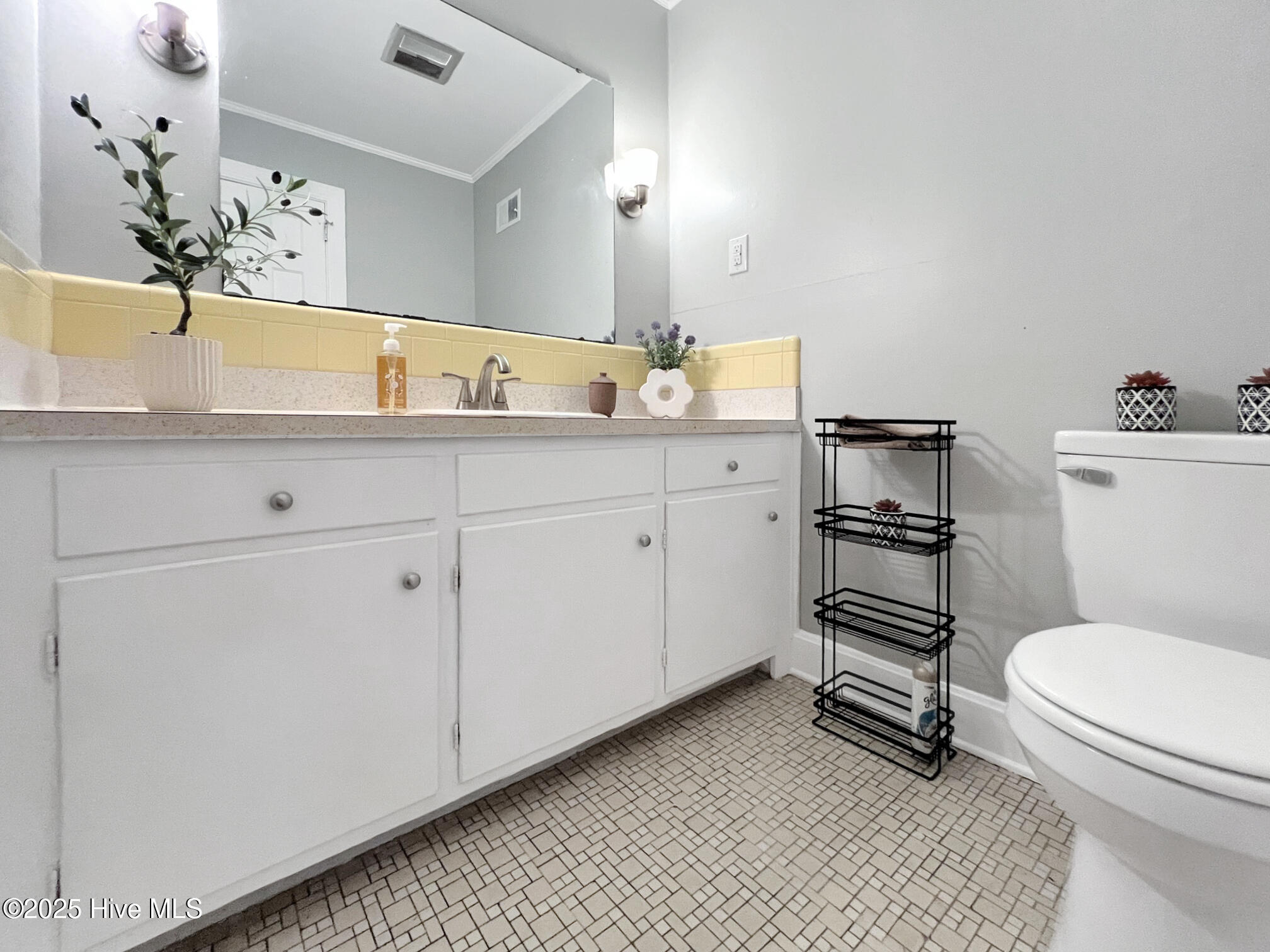 209 Robin Drive Property Photo 24