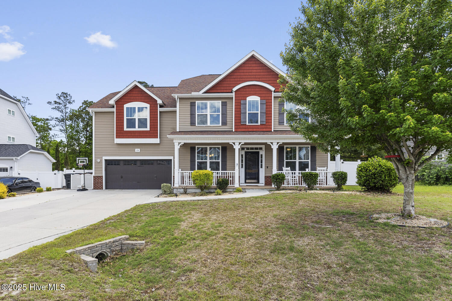 124 Kenna Court Property Photo