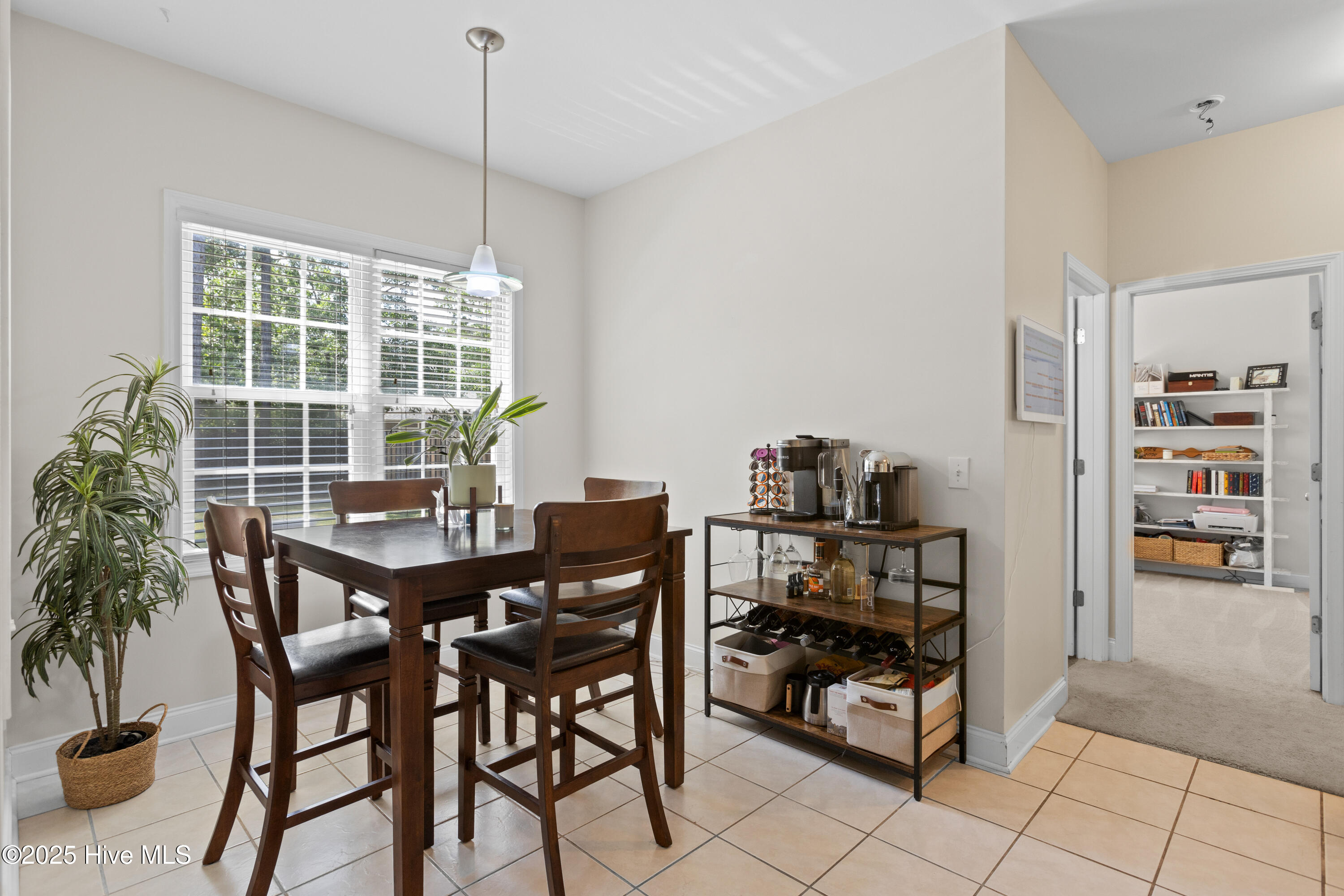 114 Southern Magnolia Court Property Photo 9