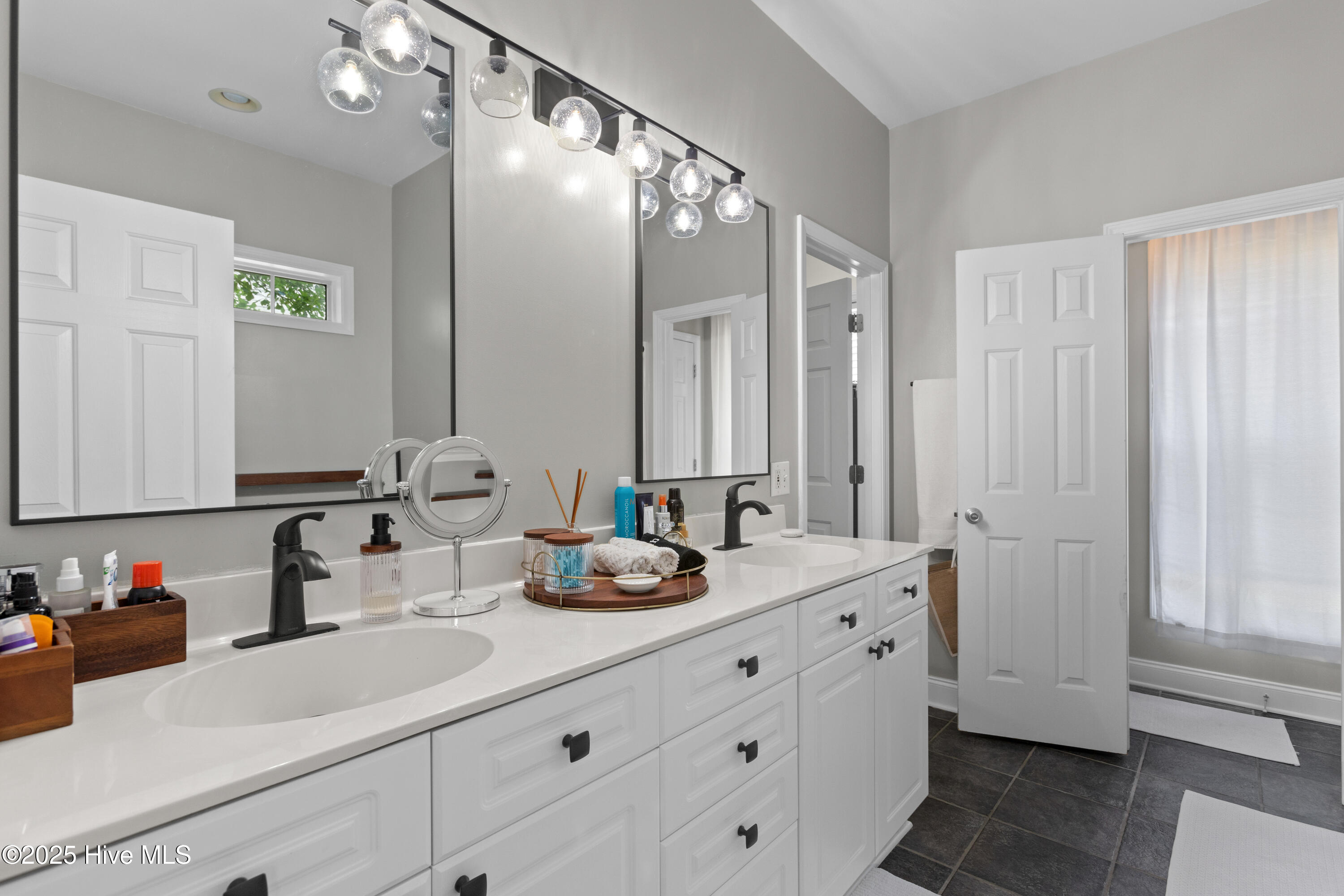 114 Southern Magnolia Court Property Photo 16