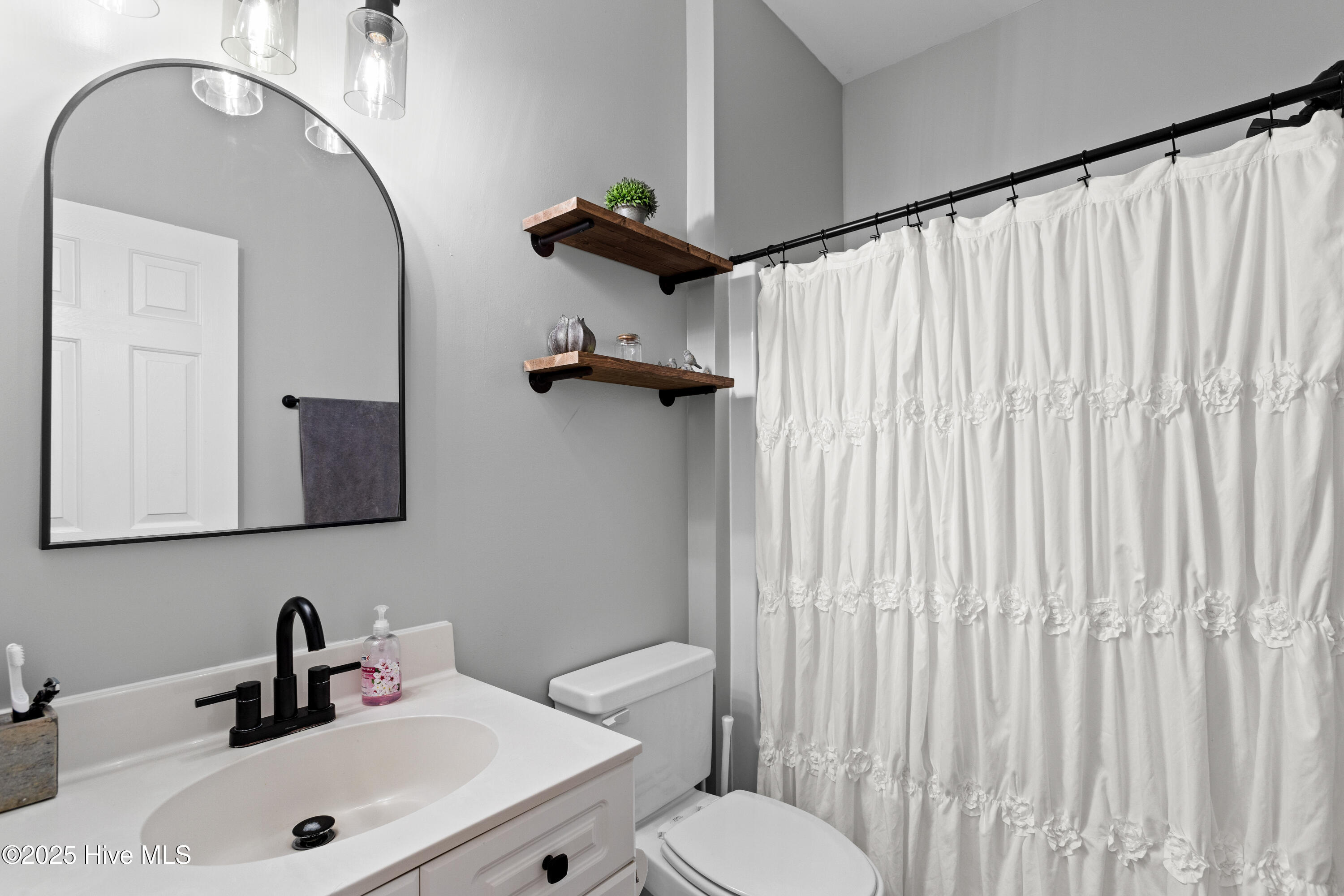114 Southern Magnolia Court Property Photo 21