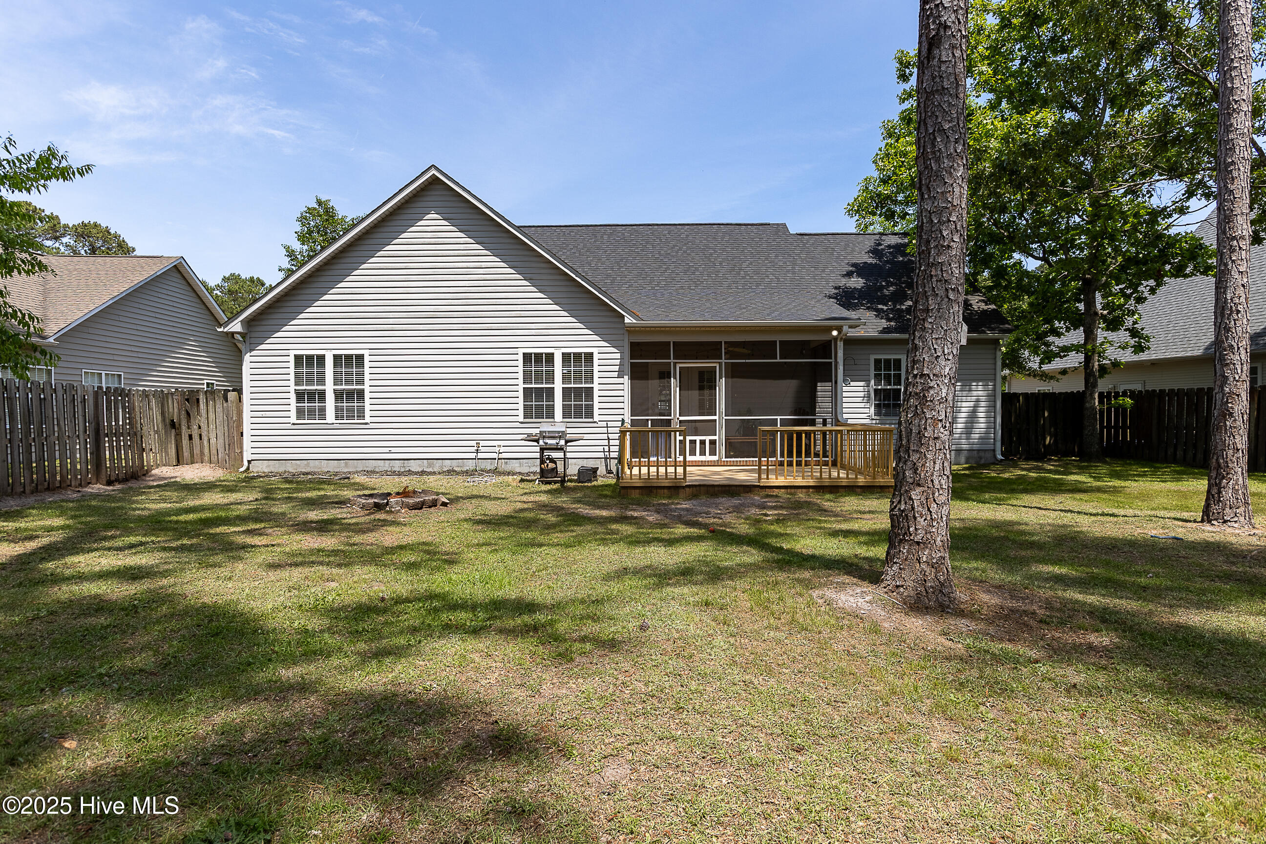 114 Southern Magnolia Court Property Photo 26