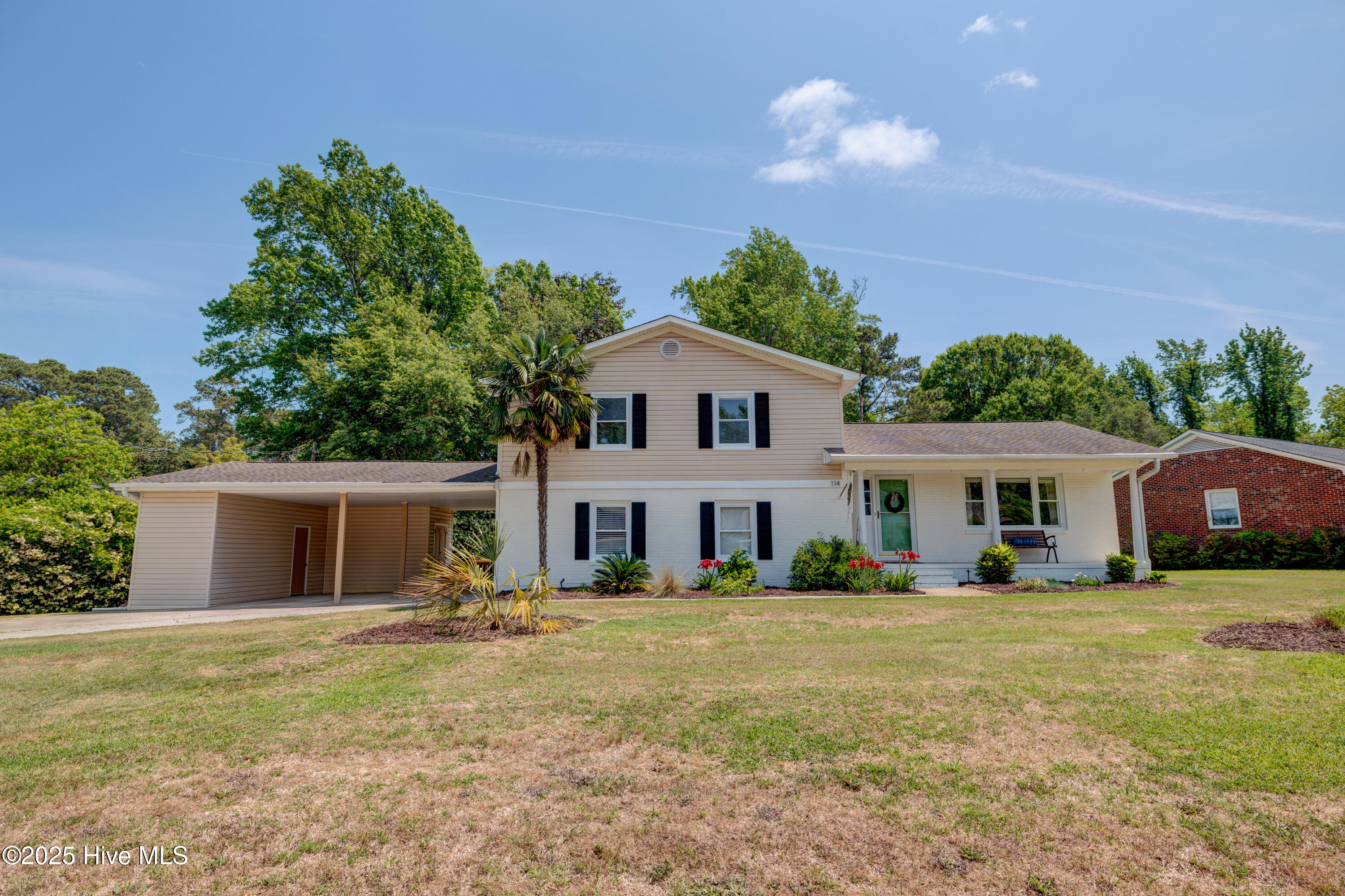 114 Buccaneer Road Property Photo 4