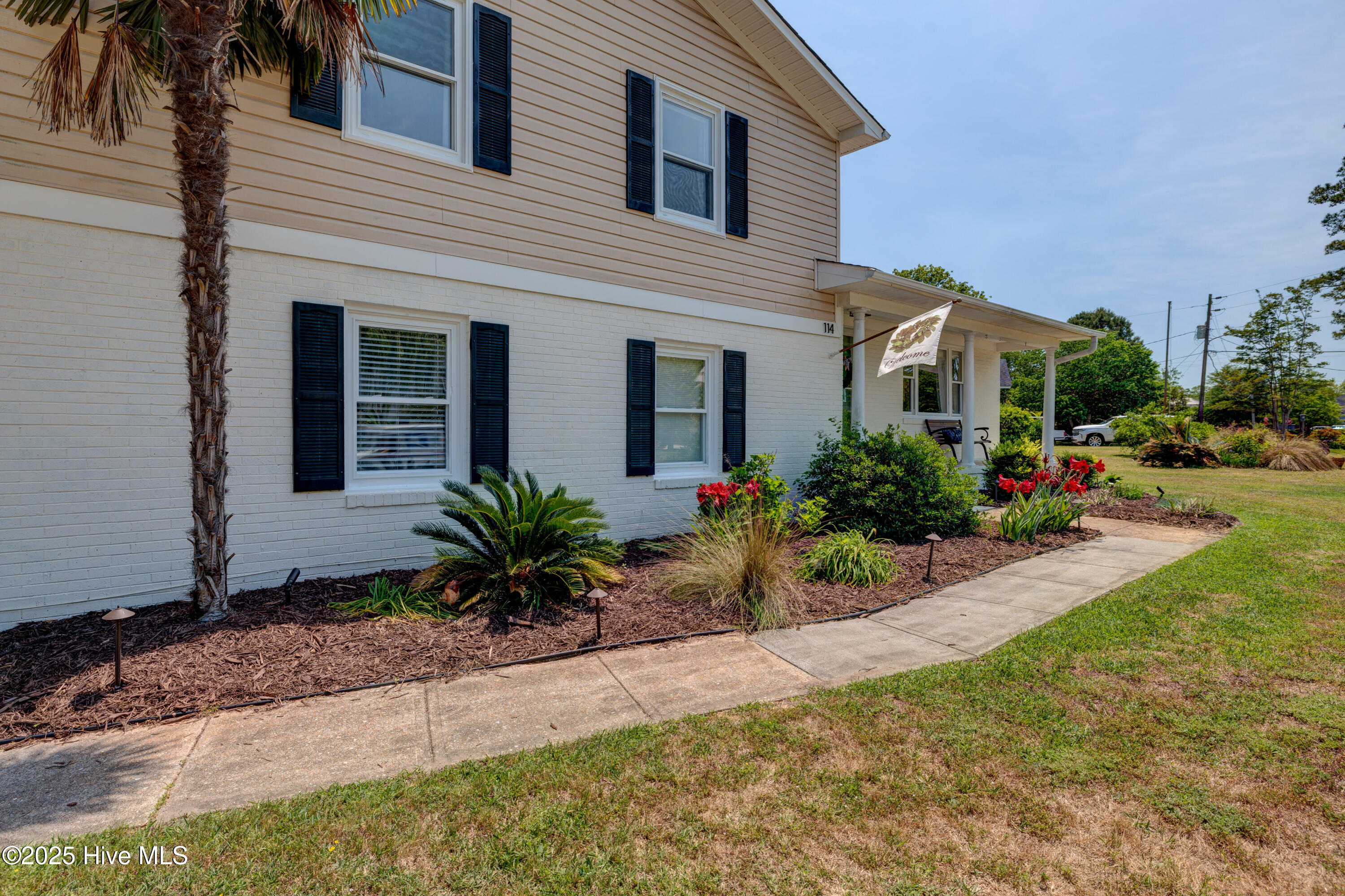114 Buccaneer Road Property Photo 5
