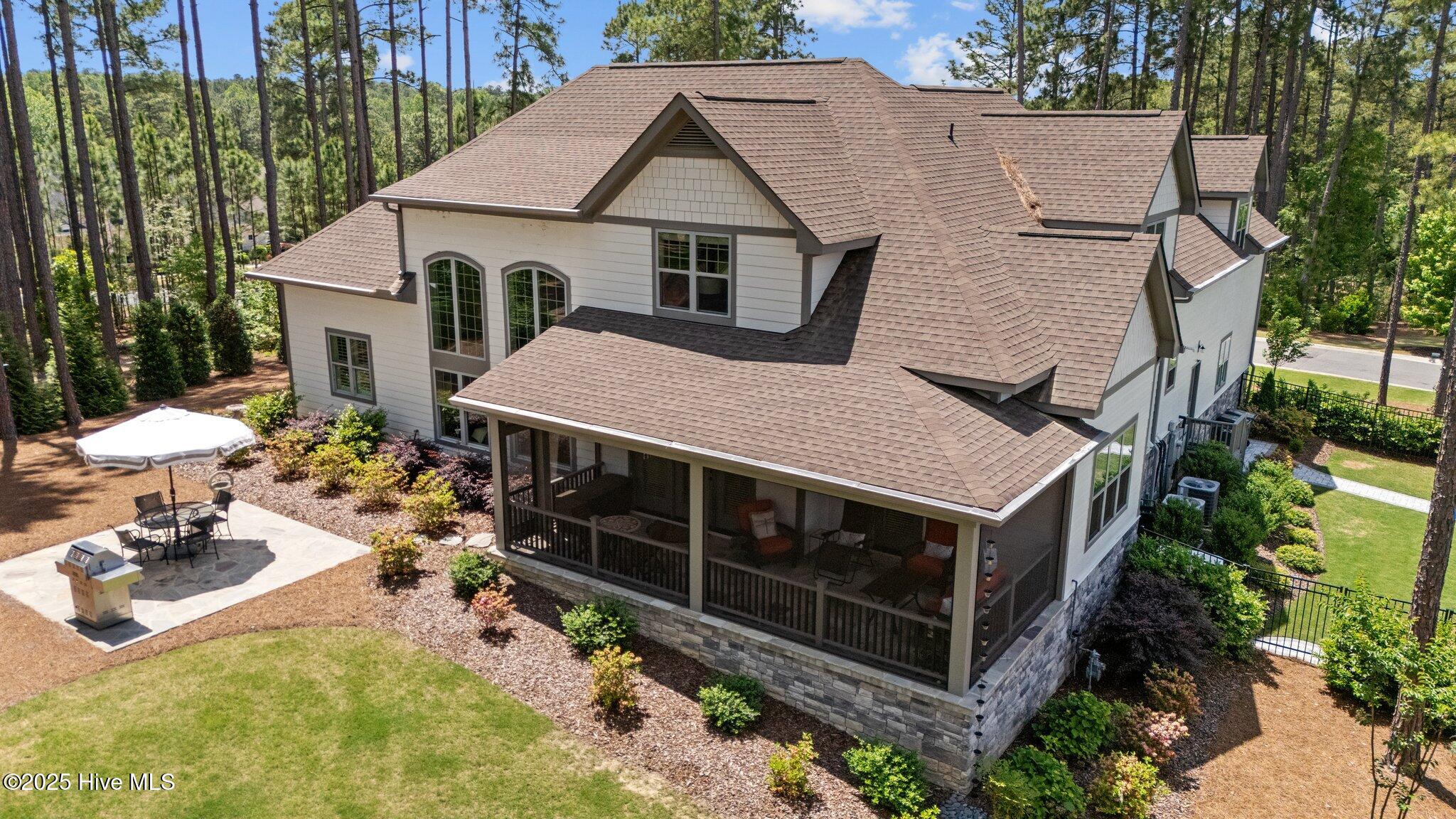 100 Holly Springs Court Property Photo 10