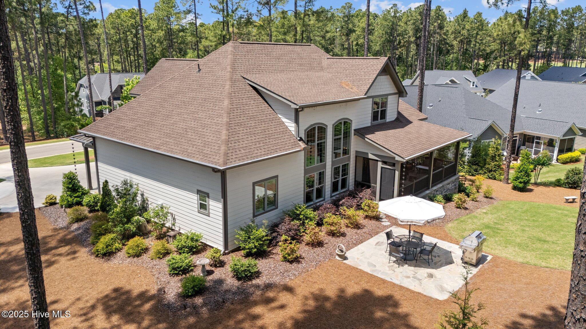 100 Holly Springs Court Property Photo 12
