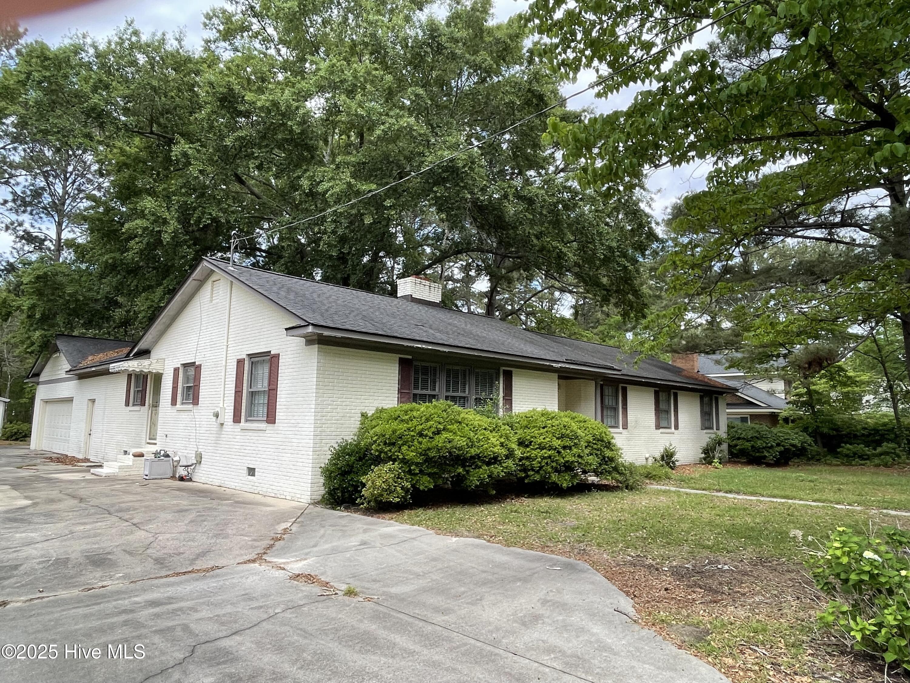 2008 Pinecrest Drive Property Photo