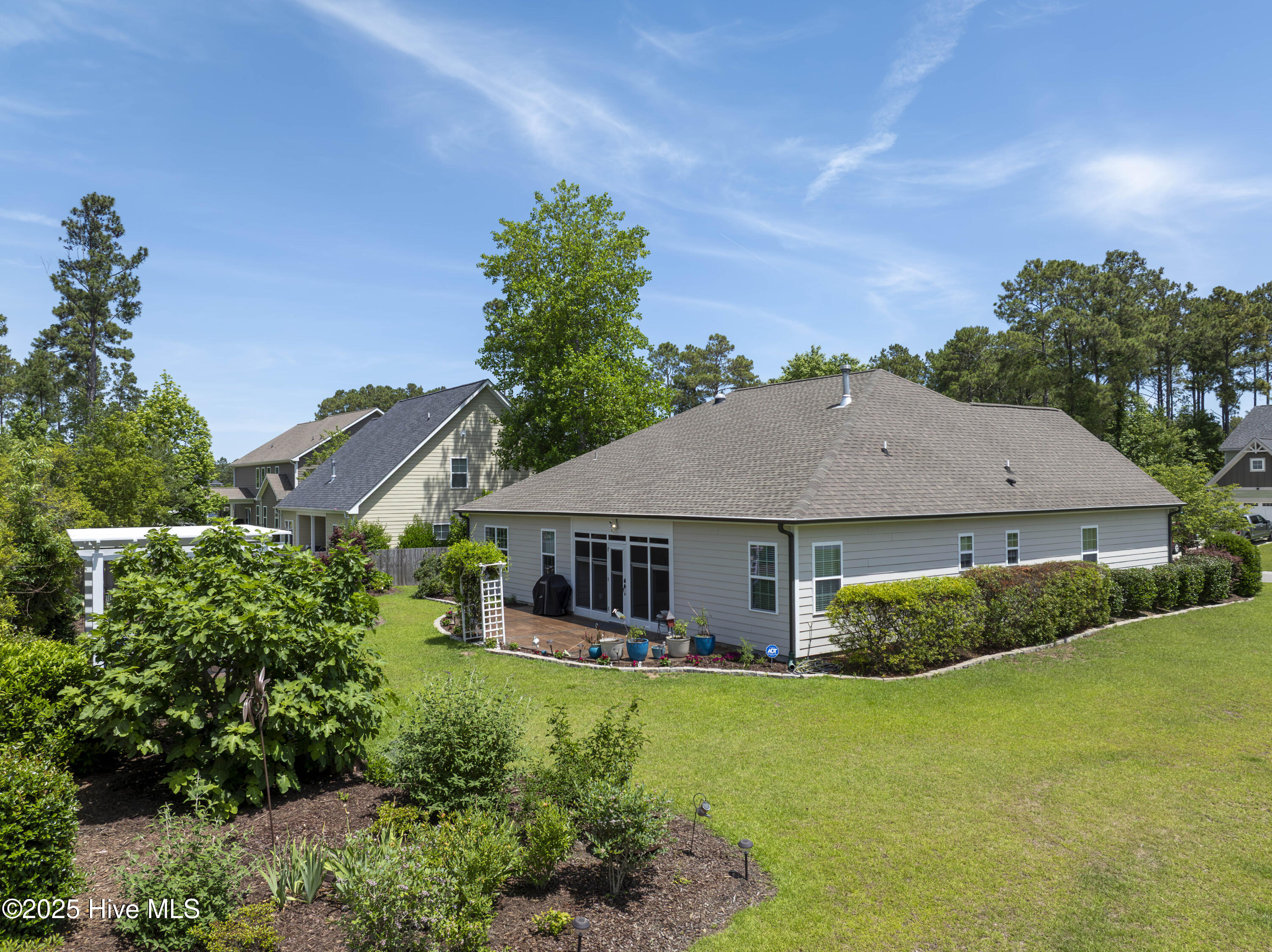 429 Canvasback Lane Property Photo 5