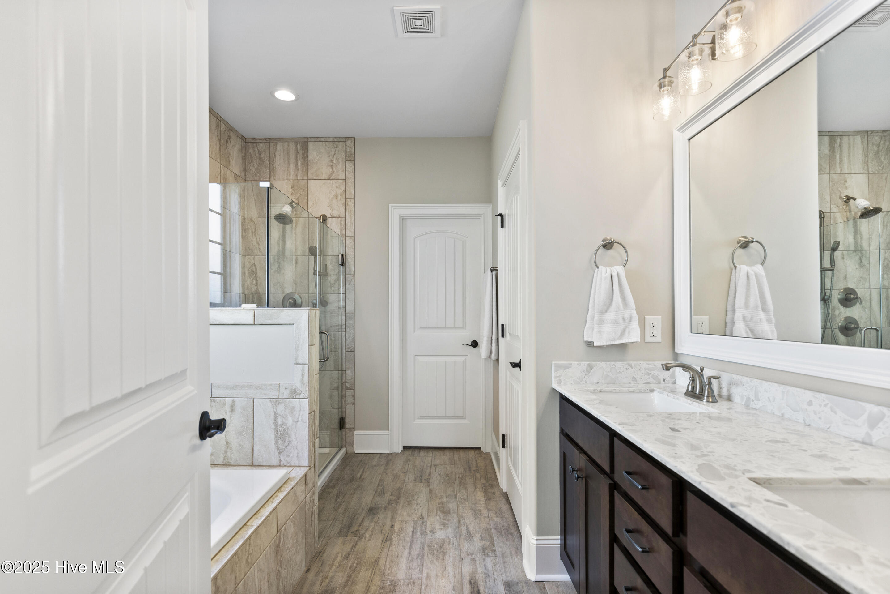 1378 Long Pond Road Property Photo 21