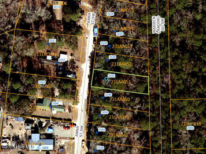 2042 Anna Street Property Photo