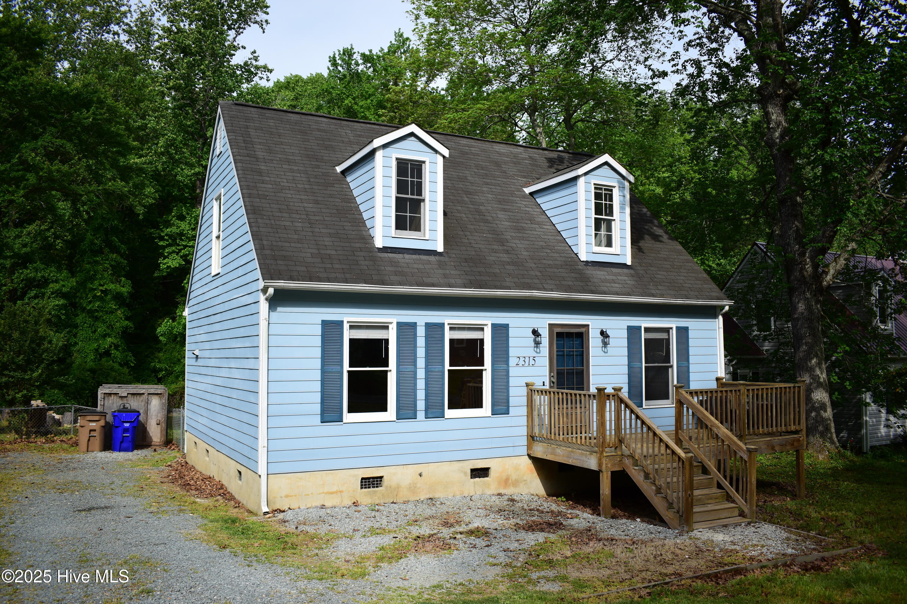 2315 George Anderson Drive Property Photo