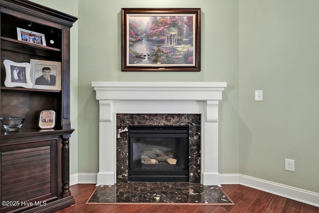 2225 Umstead Lane Property Photo 11