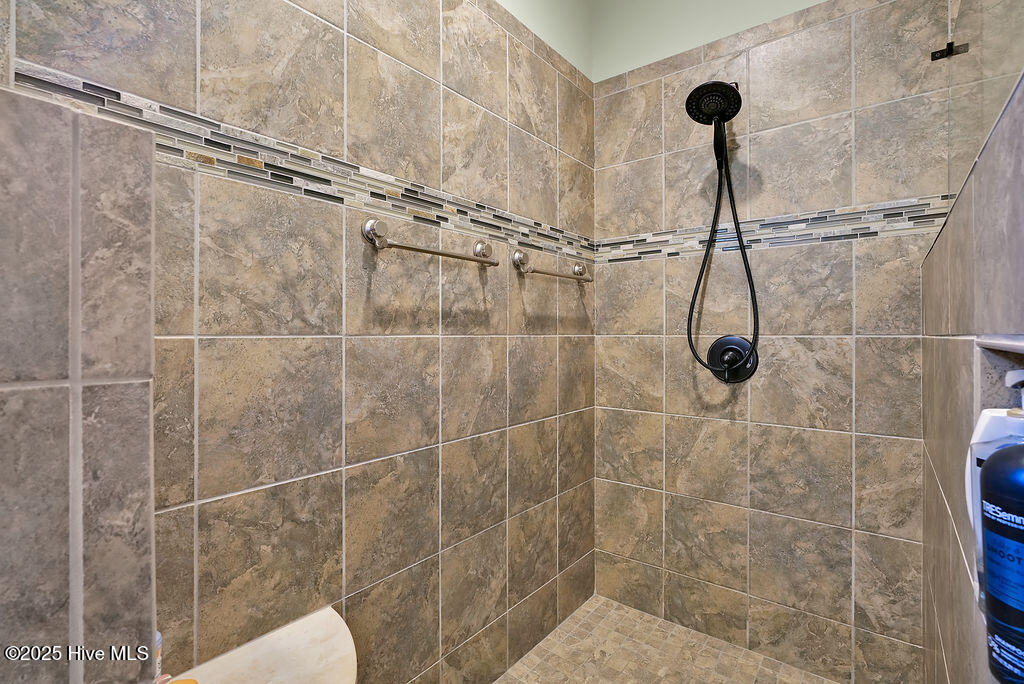 2225 Umstead Lane Property Photo 23