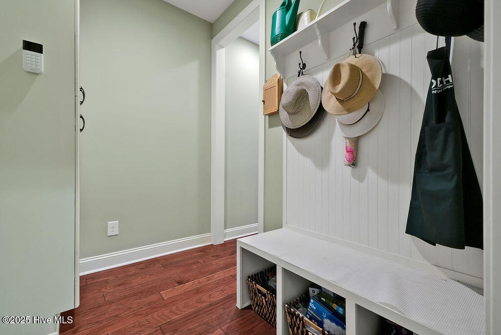 2225 Umstead Lane Property Photo 32