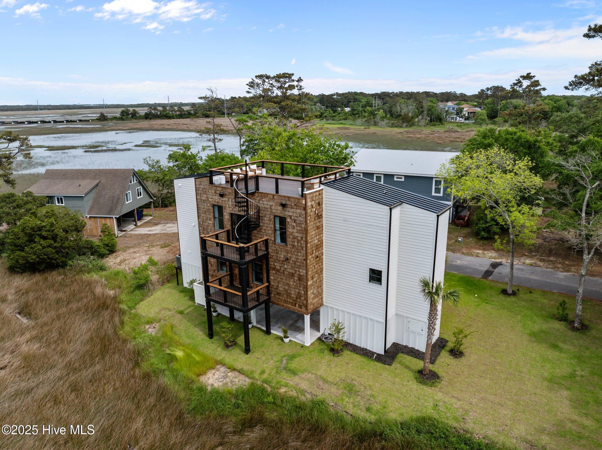 509 Norton Street Property Photo 13