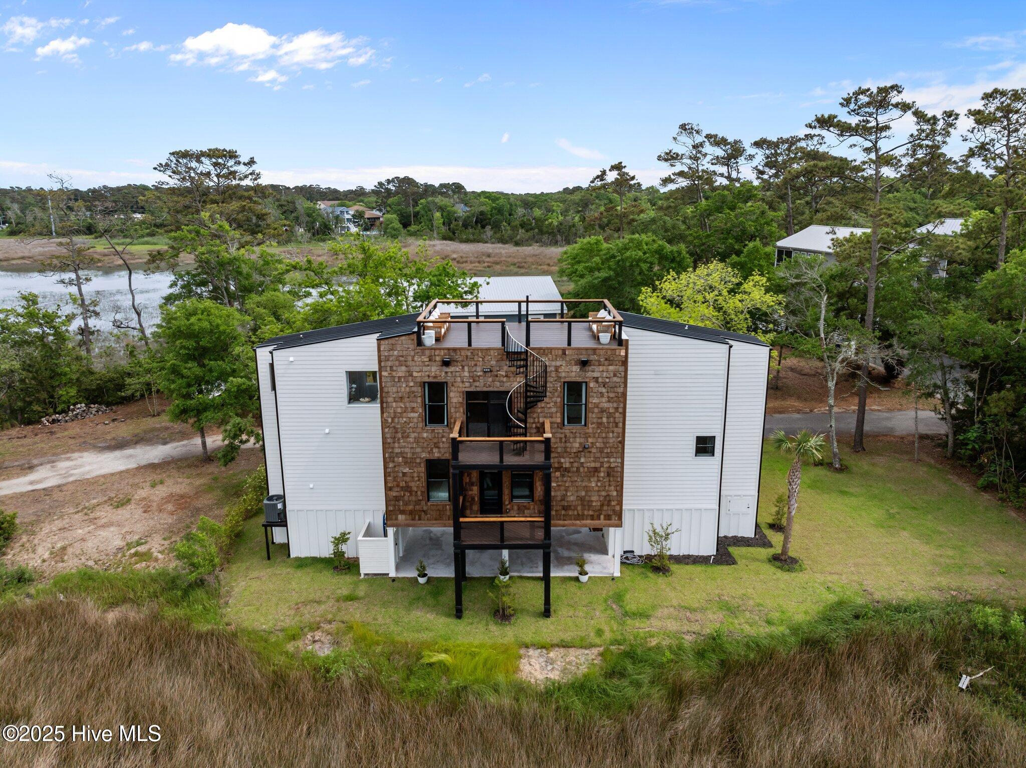 509 Norton Street Property Photo 14