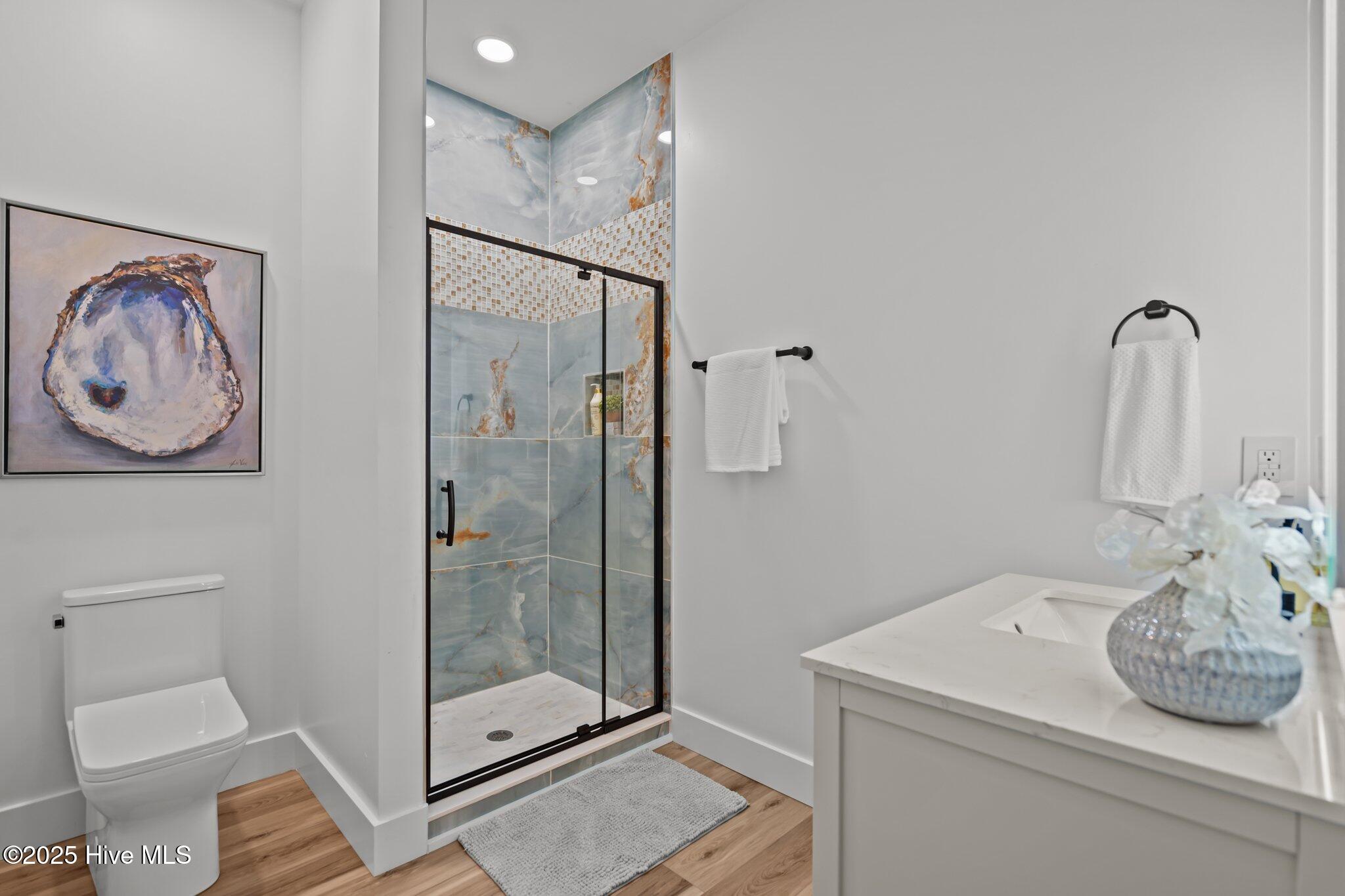509 Norton Street Property Photo 36