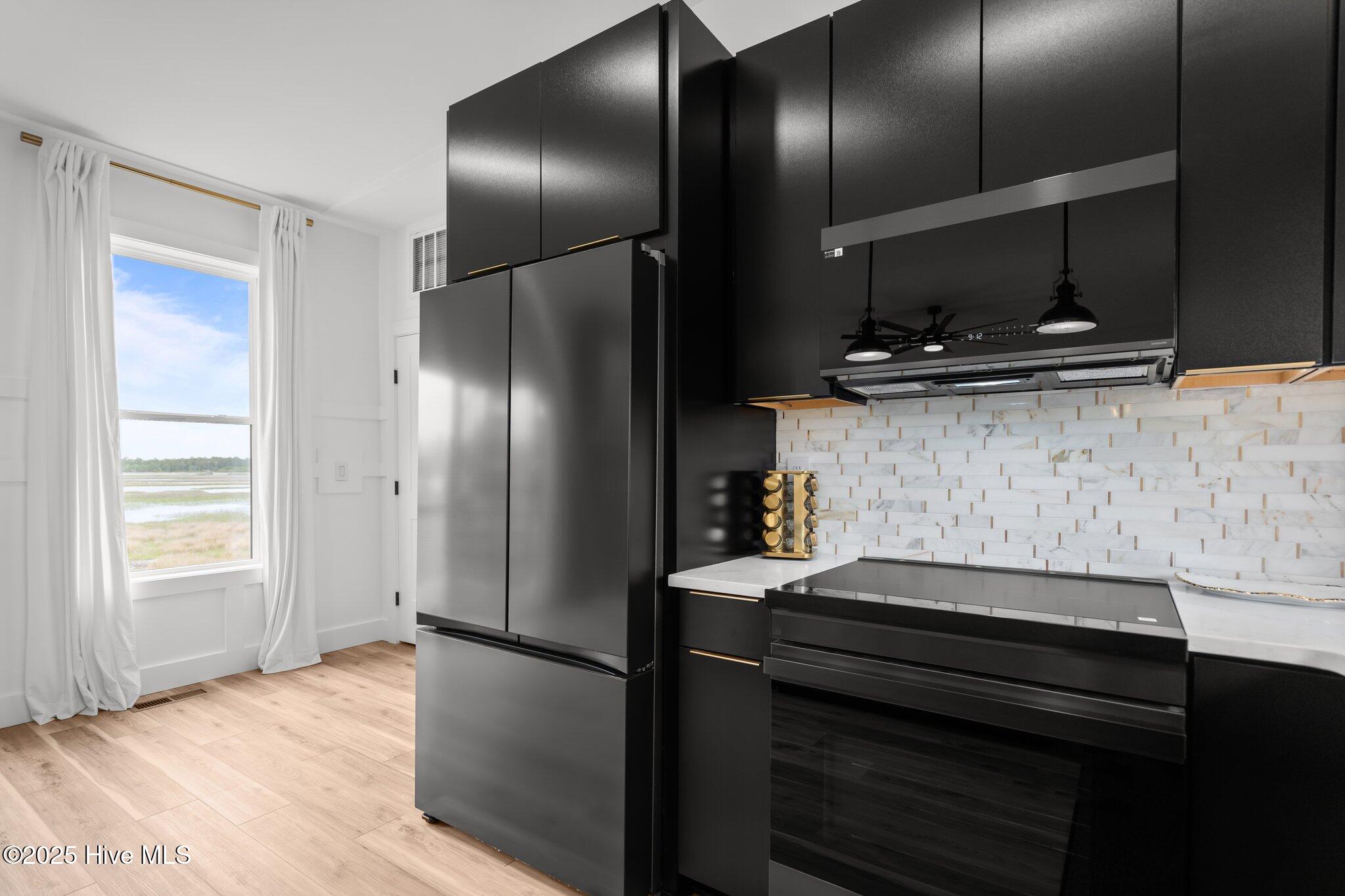 509 Norton Street Property Photo 46