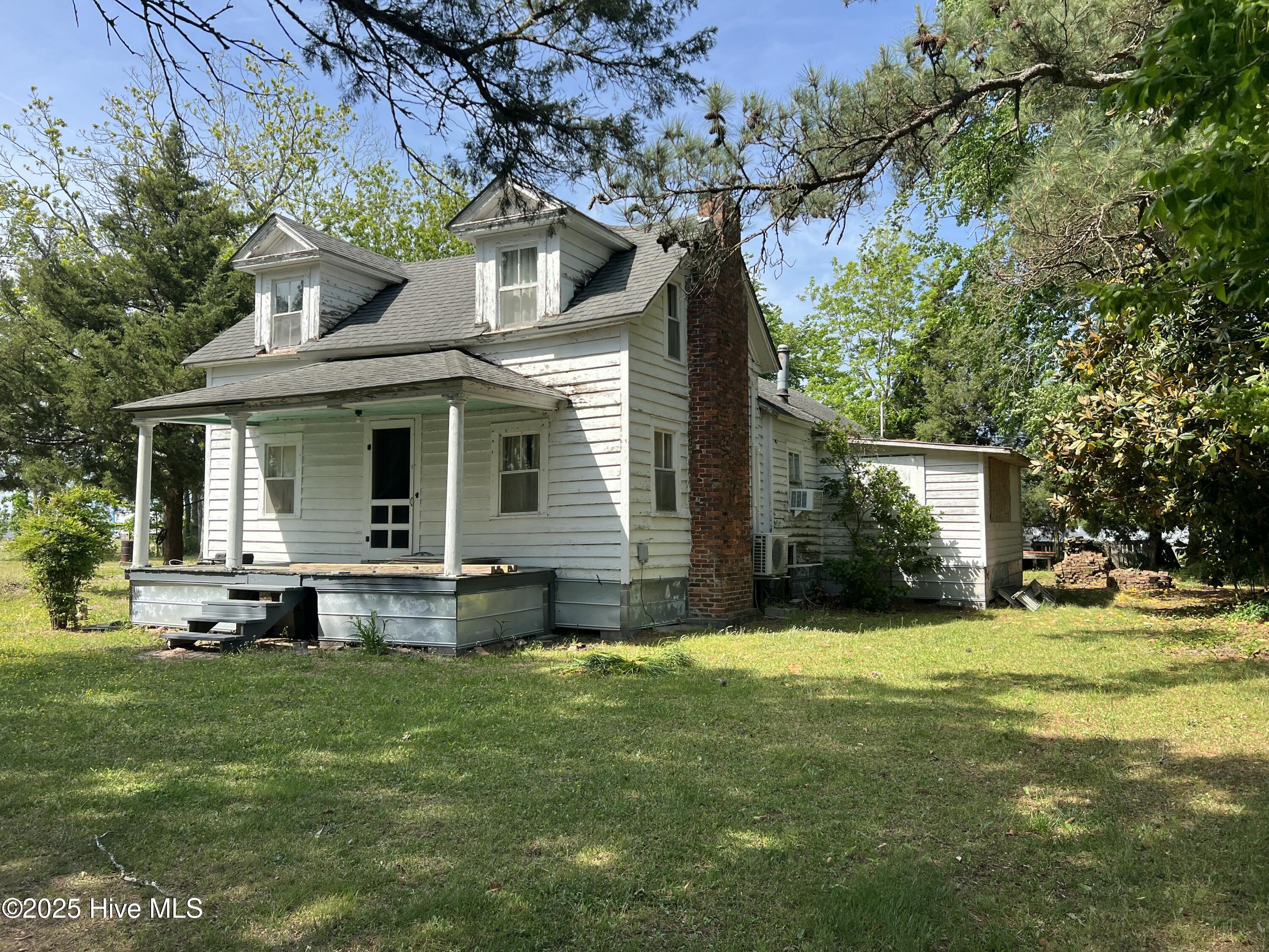 72 Academy Street Property Photo