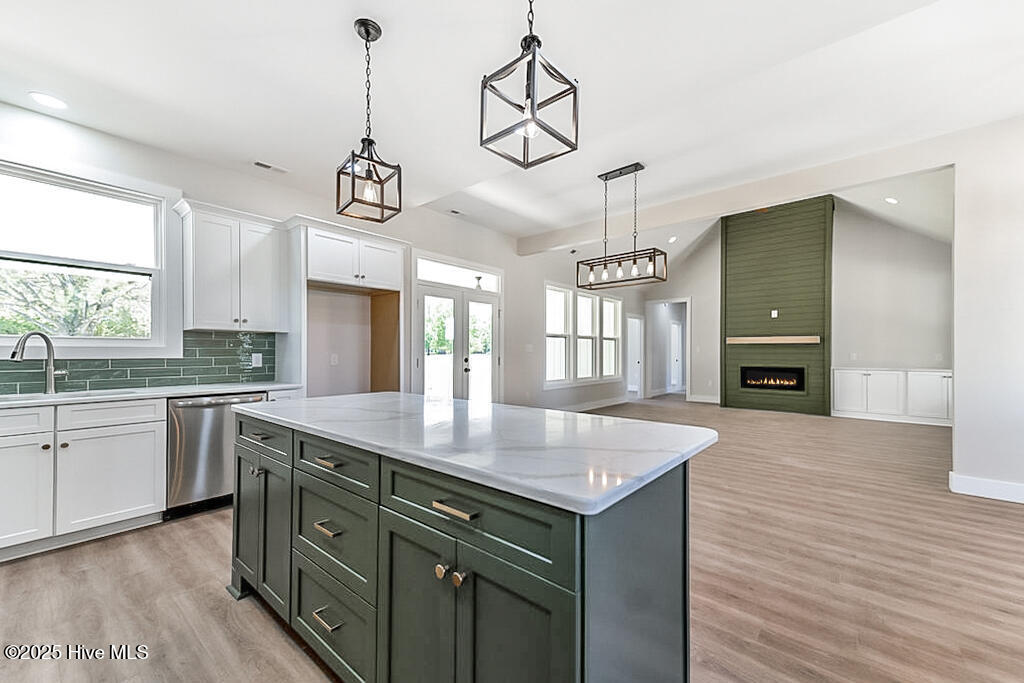 1104 Soundside Road Property Photo 3