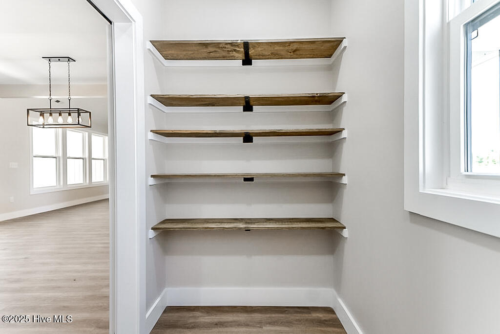 1104 Soundside Road Property Photo 27