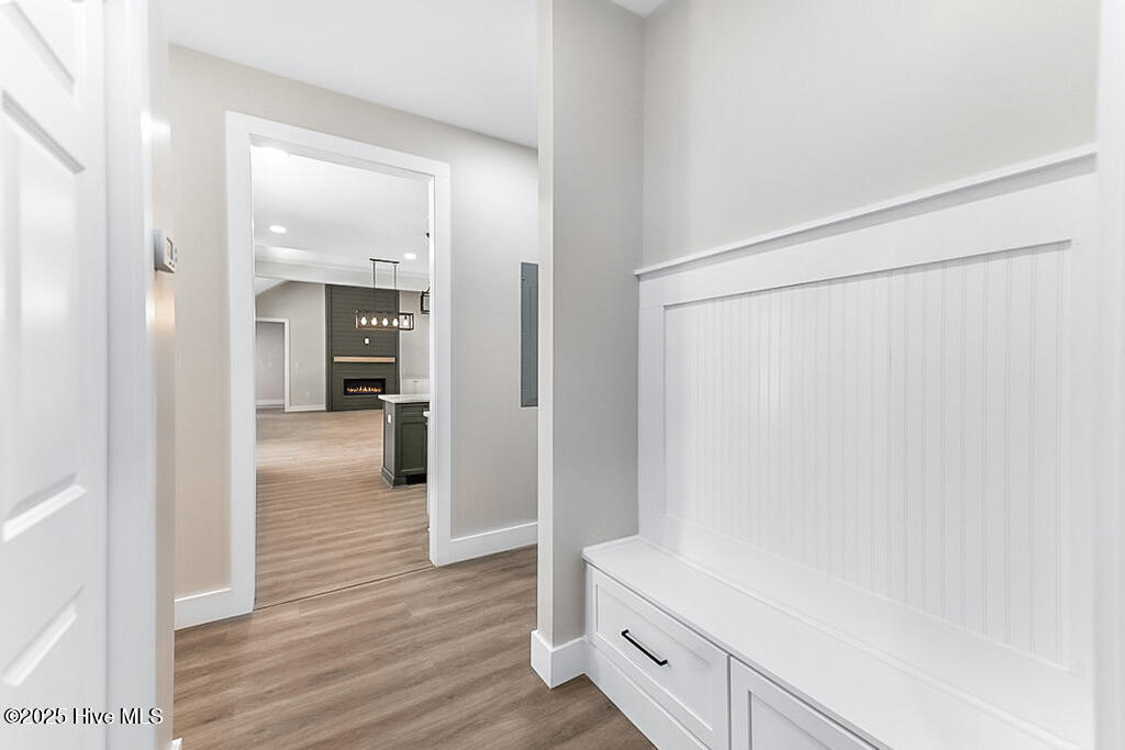 1104 Soundside Road Property Photo 30