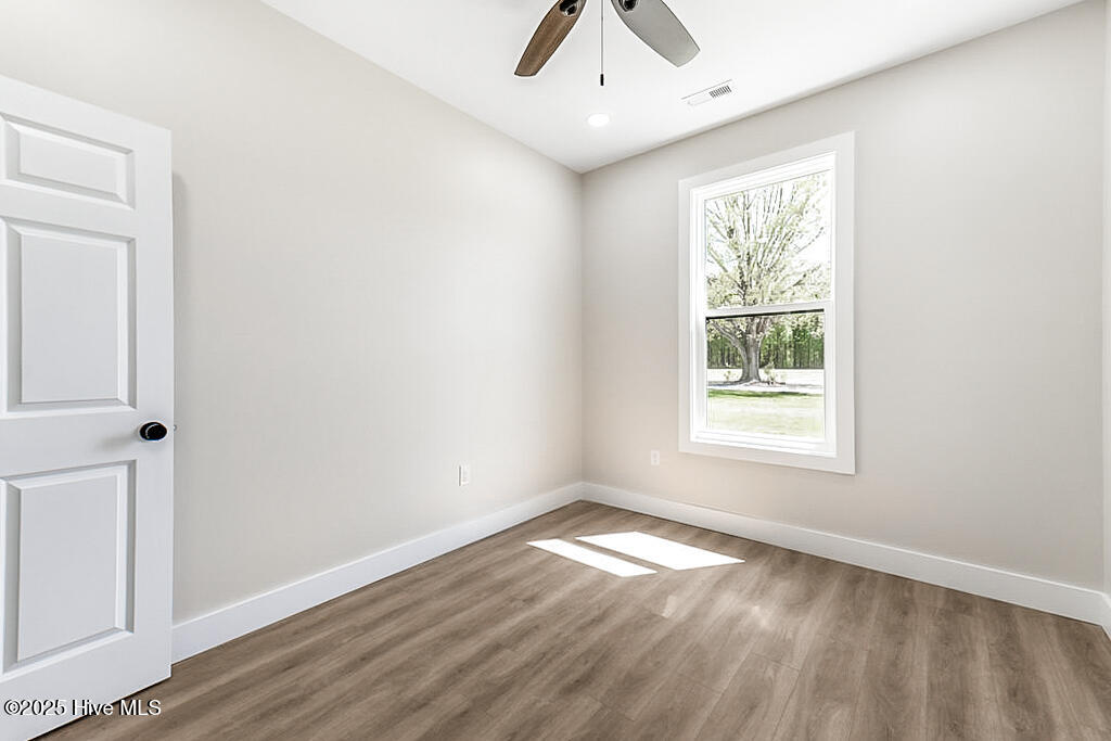 1104 Soundside Road Property Photo 42